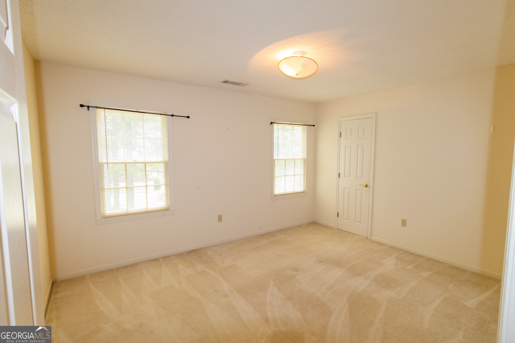 100 Lancaster Point Property Photo 13