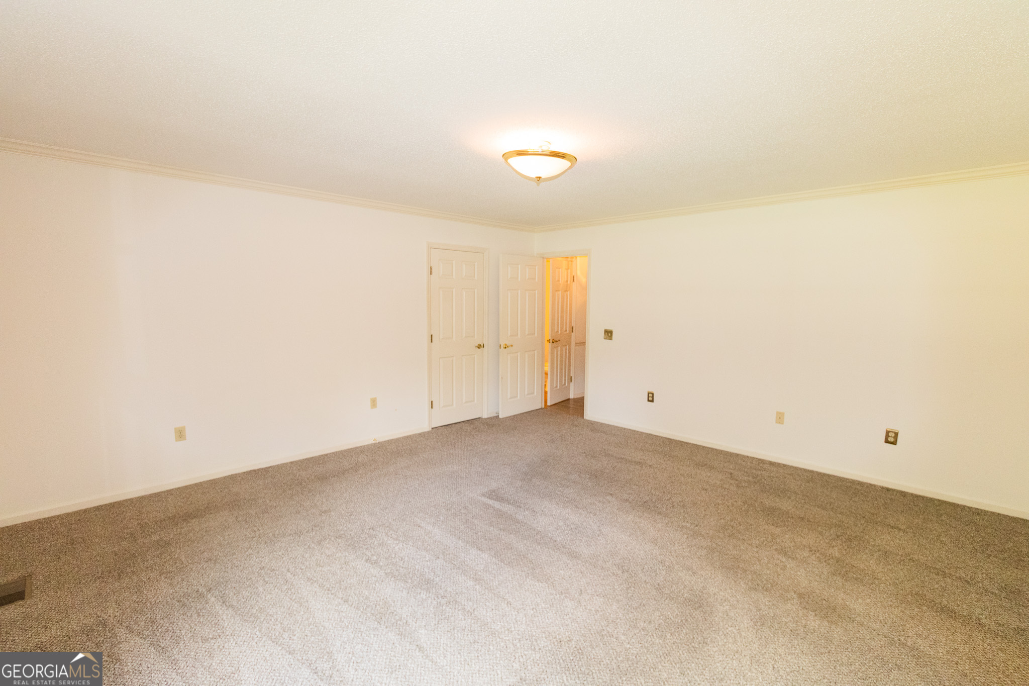 100 Lancaster Point Property Photo 16