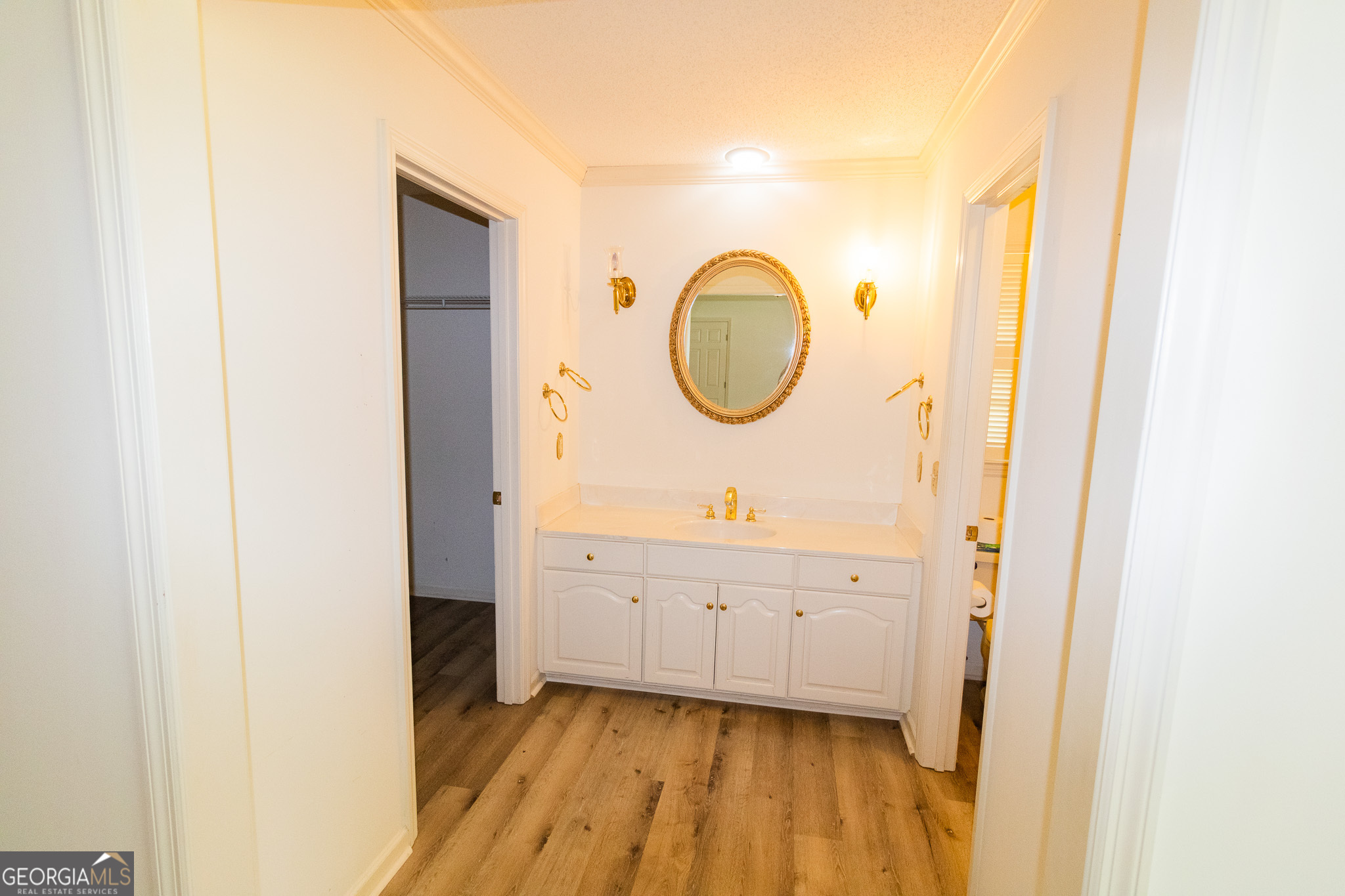 100 Lancaster Point Property Photo 17