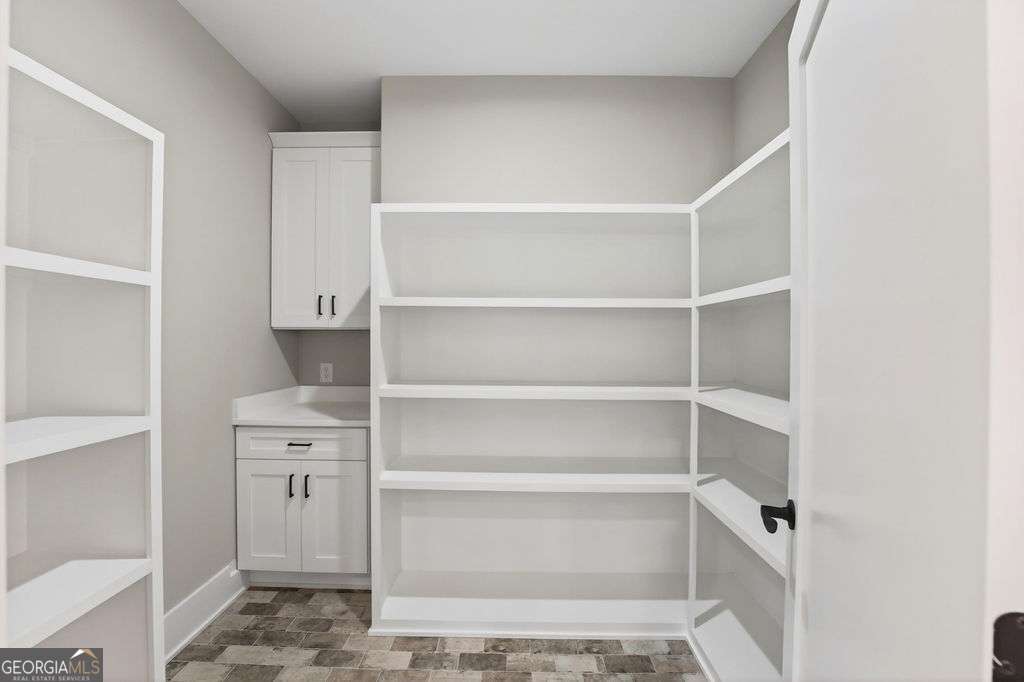 924 Browning Road Property Photo 21