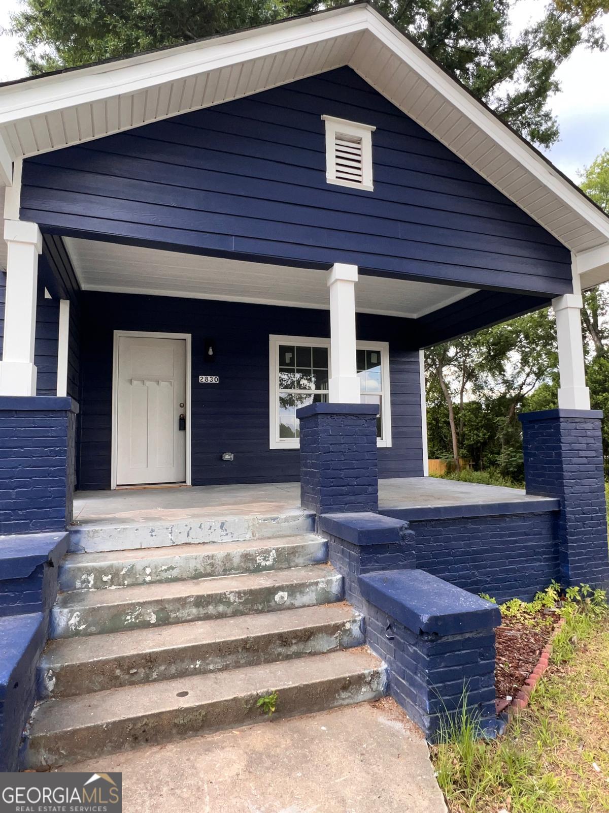 2830 Cherry Avenue Property Photo 3