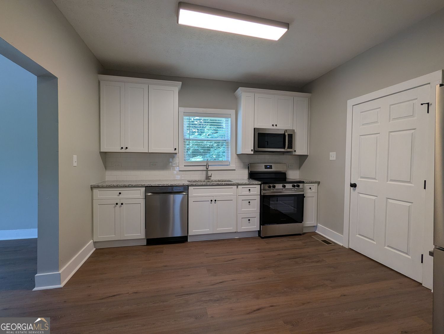 305 Burson Avenue Property Photo 6
