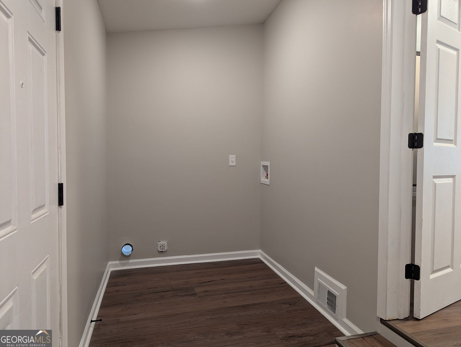 305 Burson Avenue Property Photo 14