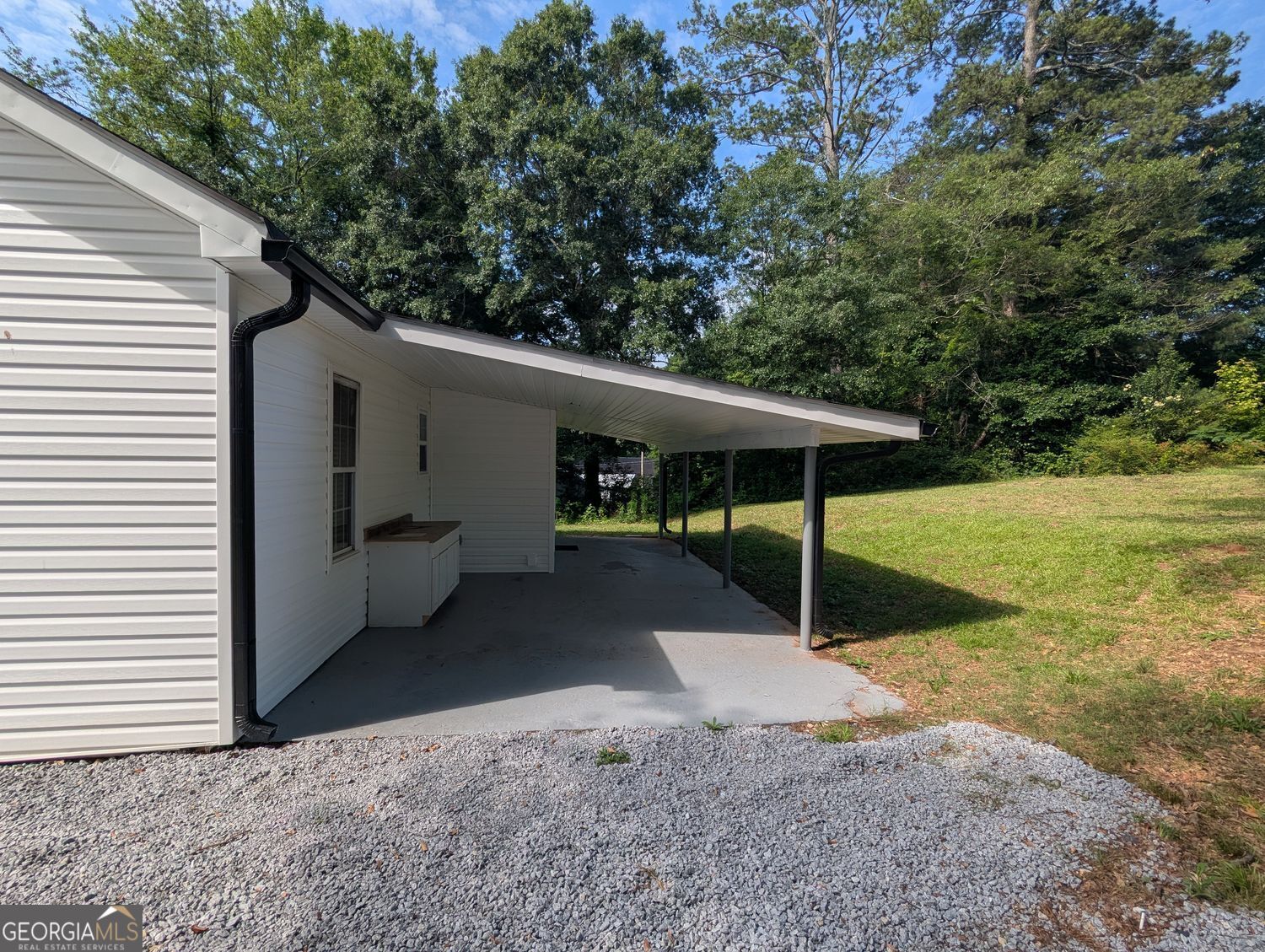 305 Burson Avenue Property Photo 17