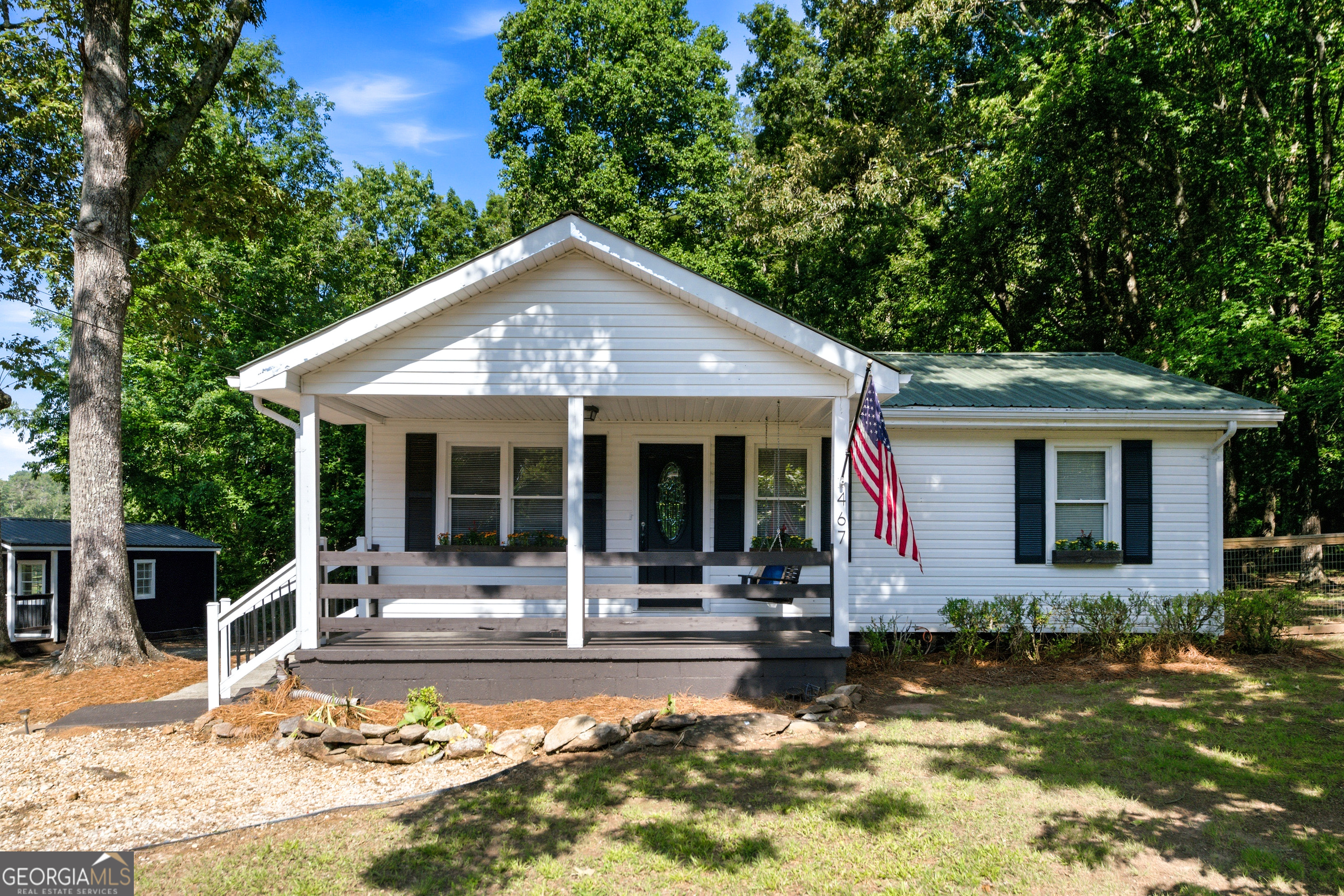 467 Sanders Street Property Photo 1
