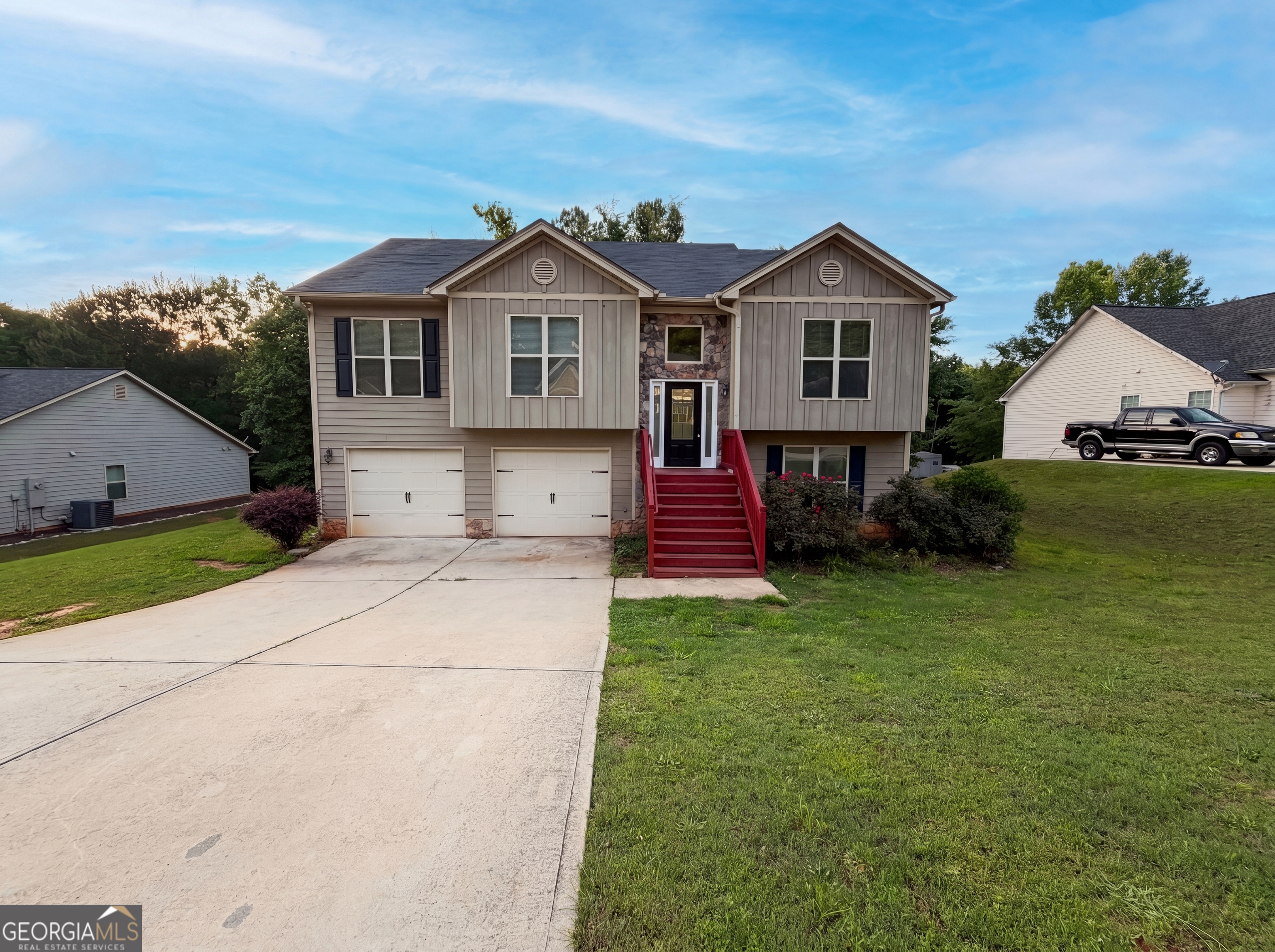 410 Redtail Road Property Photo 1