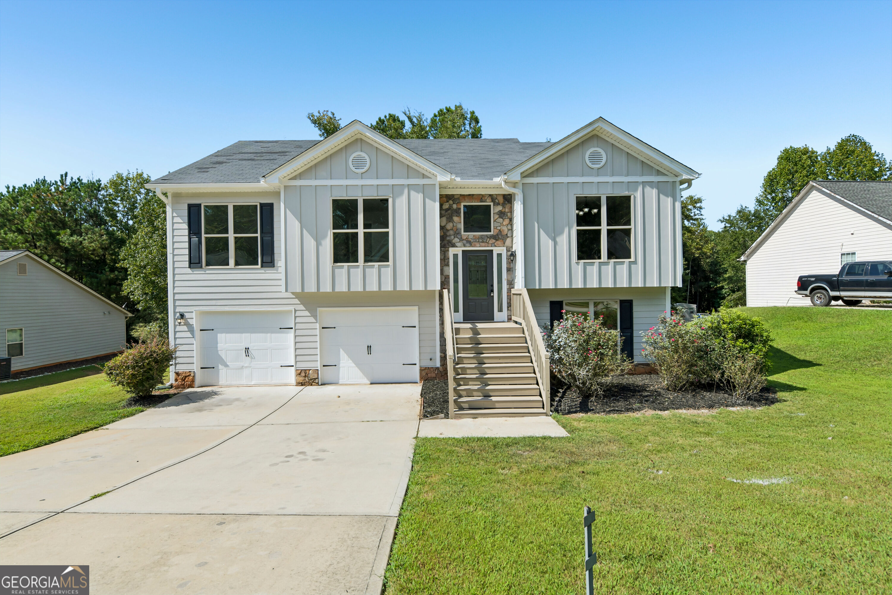 410 Redtail Road Property Photo 1