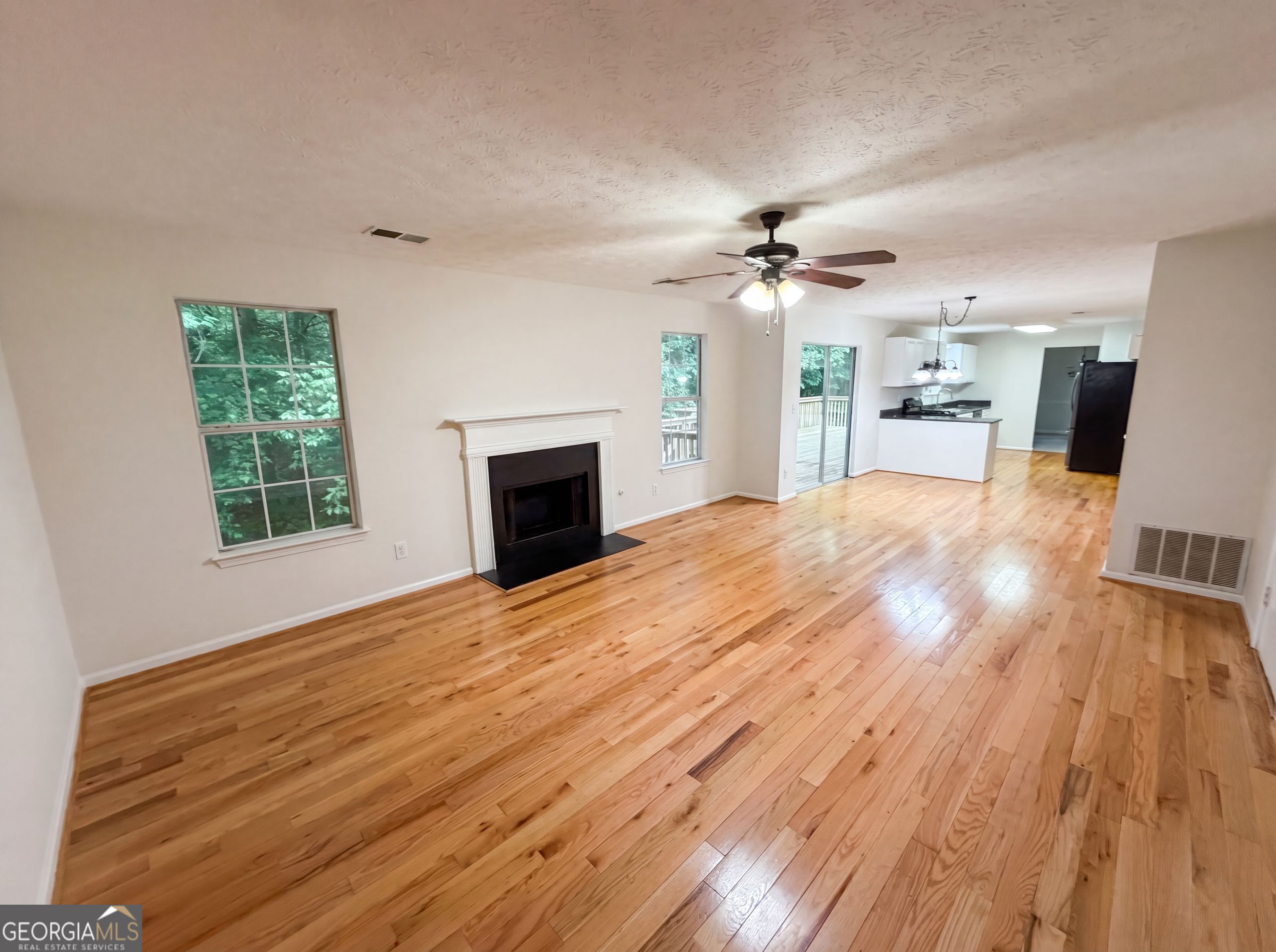 1800 Ivy Stone Court Property Photo 3