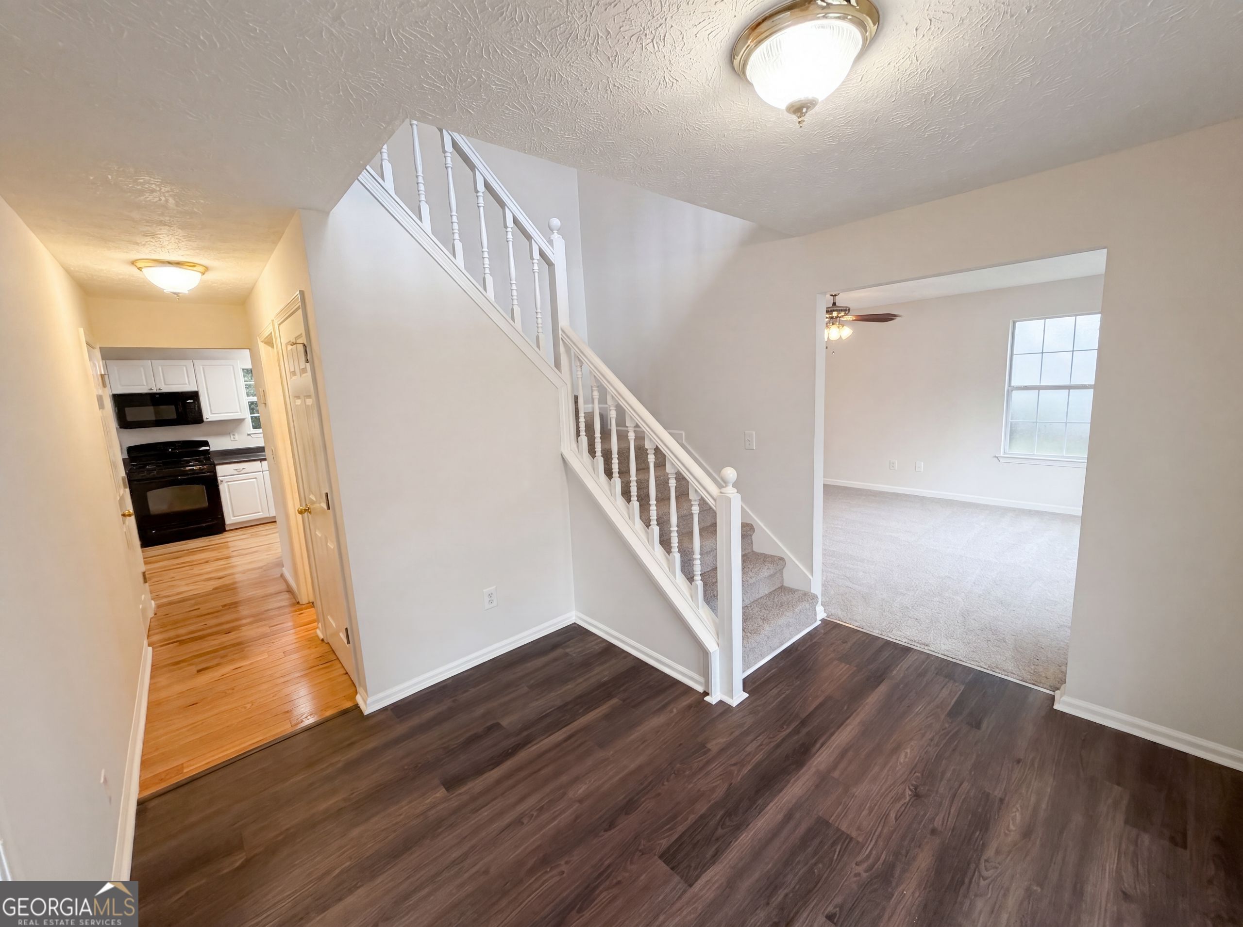 1800 Ivy Stone Court Property Photo 6