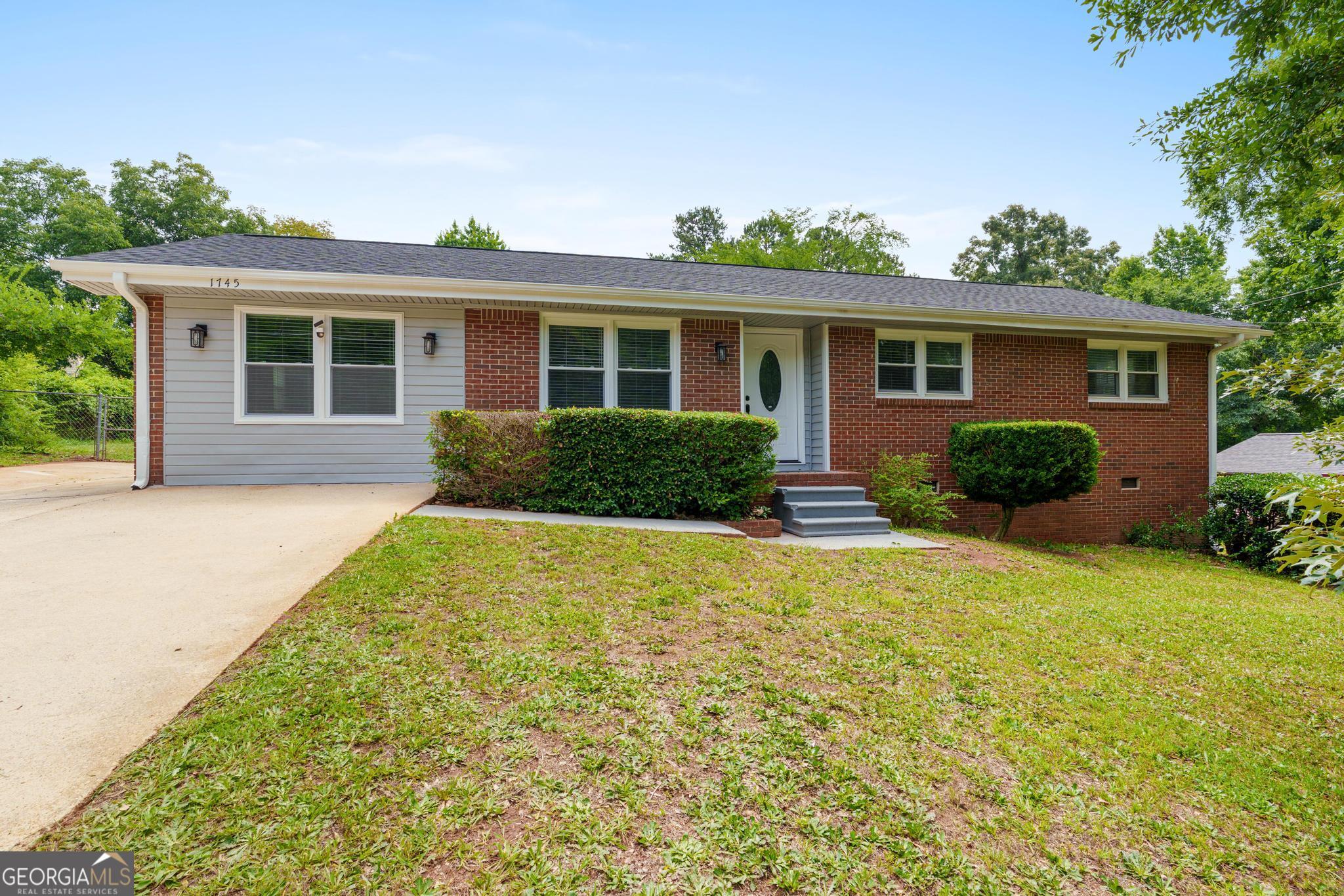 1745 Rockbridge Road Nw Property Photo 1