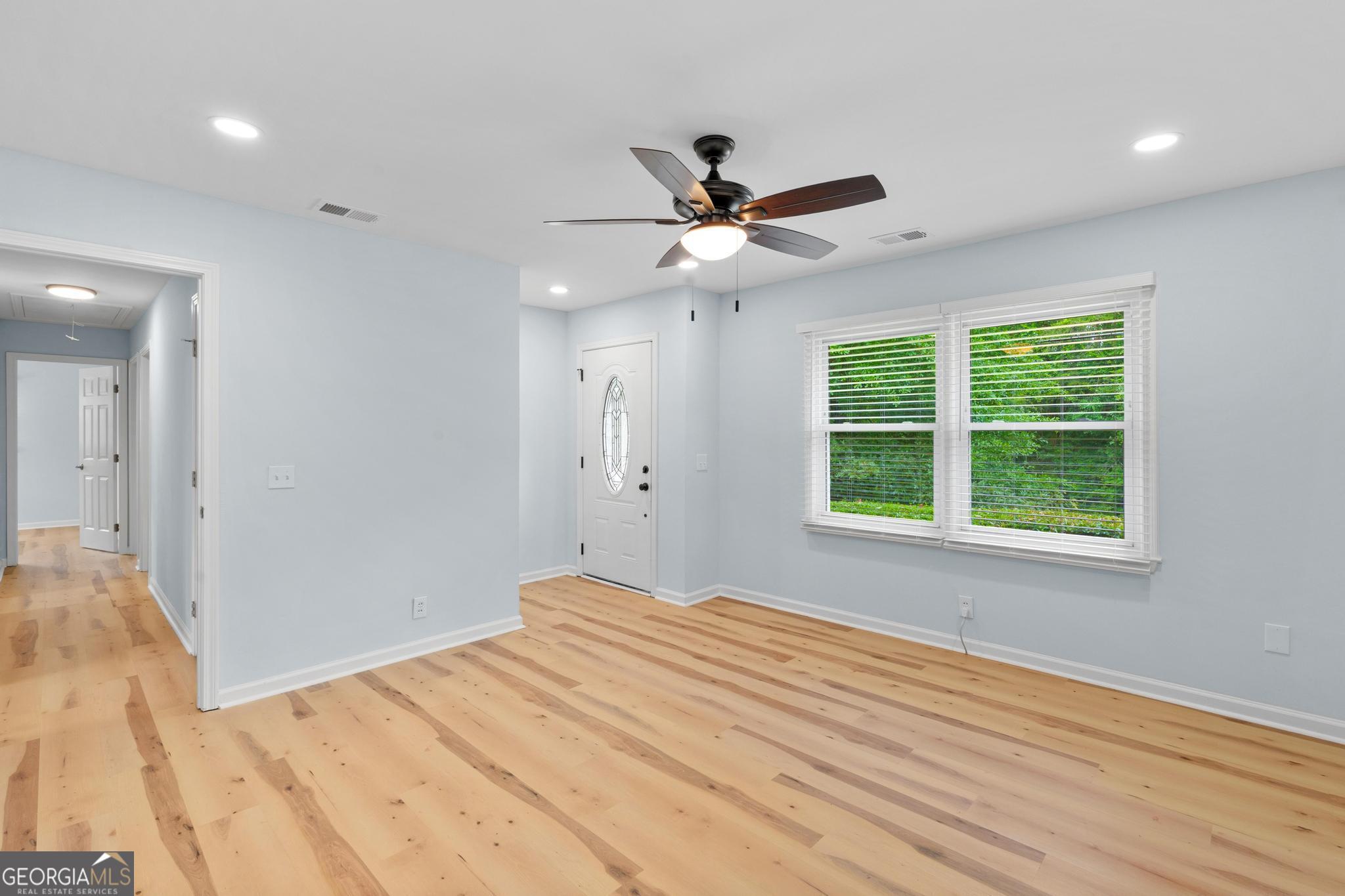 1745 Rockbridge Road Nw Property Photo 4