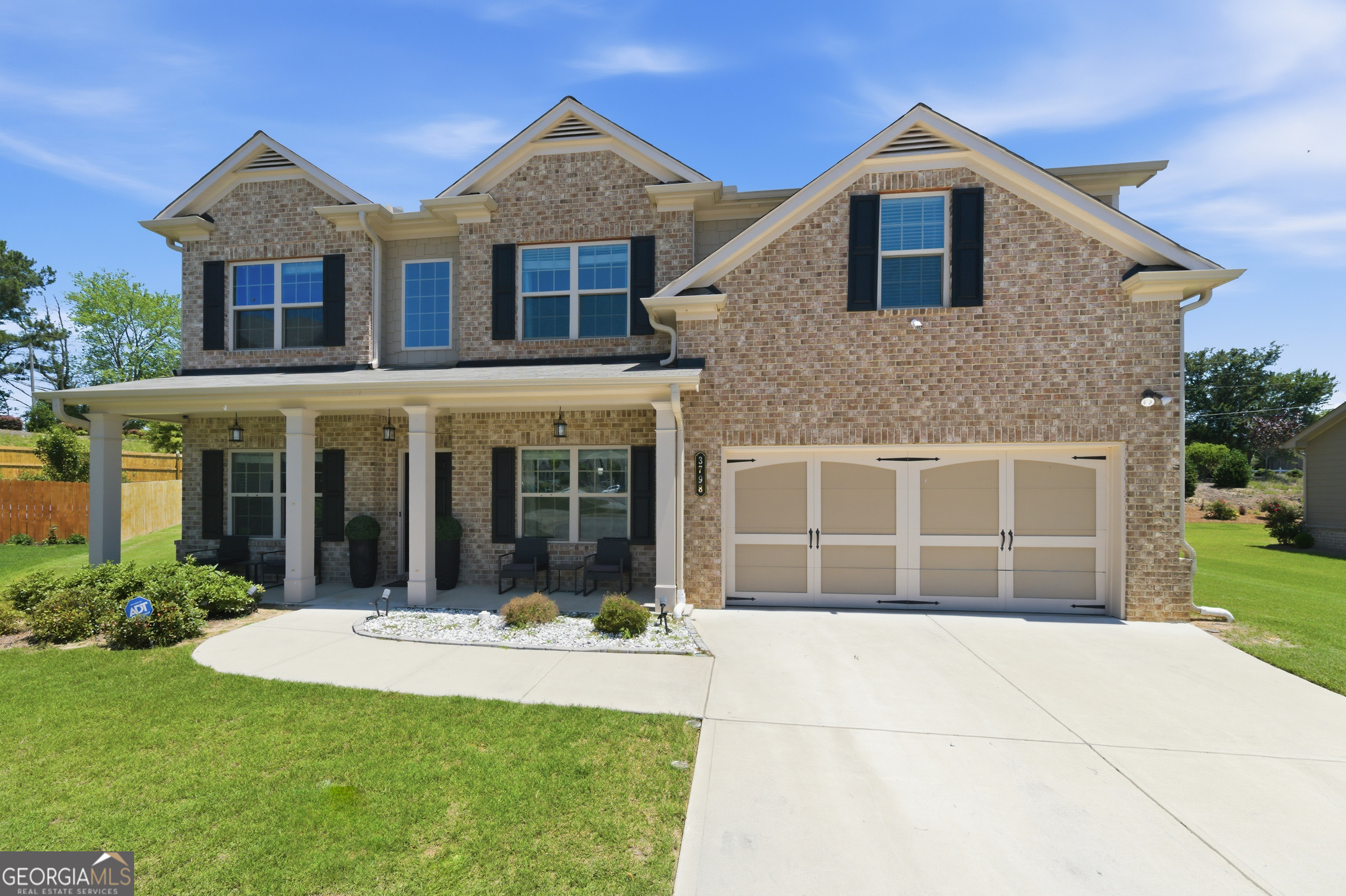 3798 Southfield Court Property Photo 1