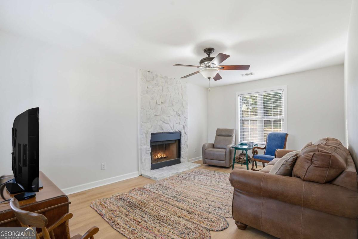17 Riverview Court Se Property Photo 4