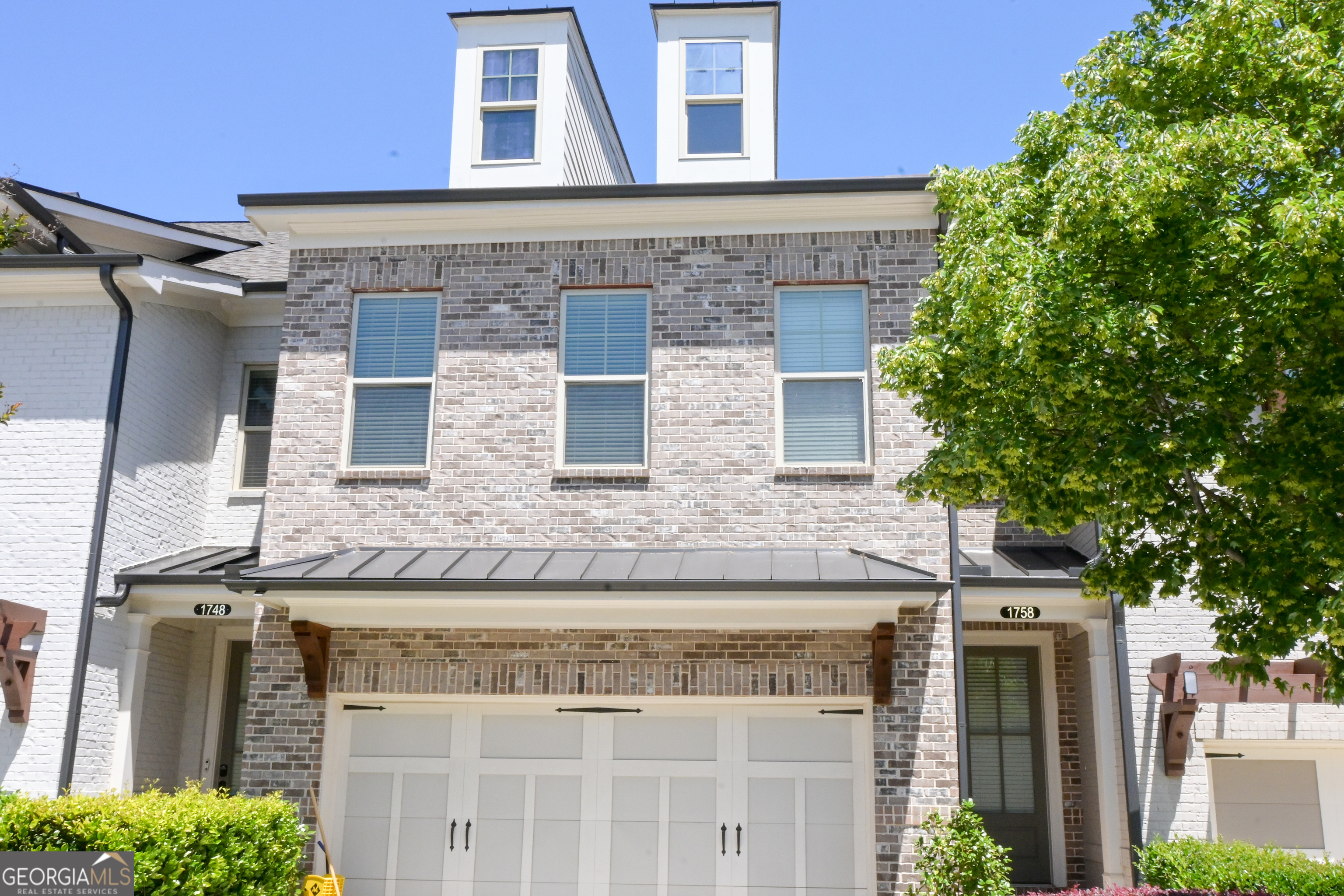 1758 Glenview Park Circle NE Property Photo 1