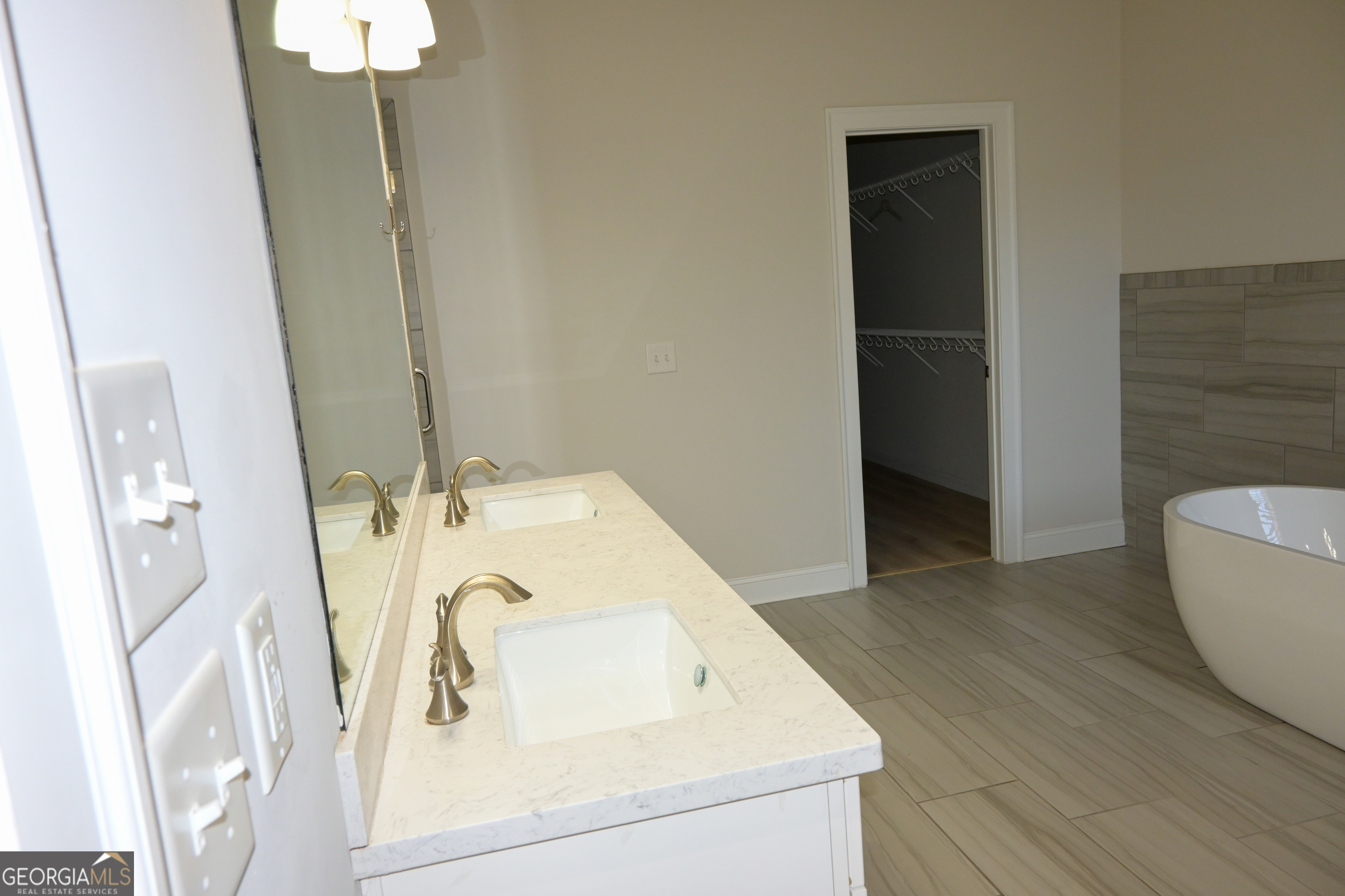 1758 Glenview Park Circle Ne Property Photo 20
