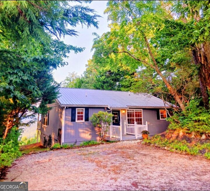 548 Confederate Drive Property Photo 1
