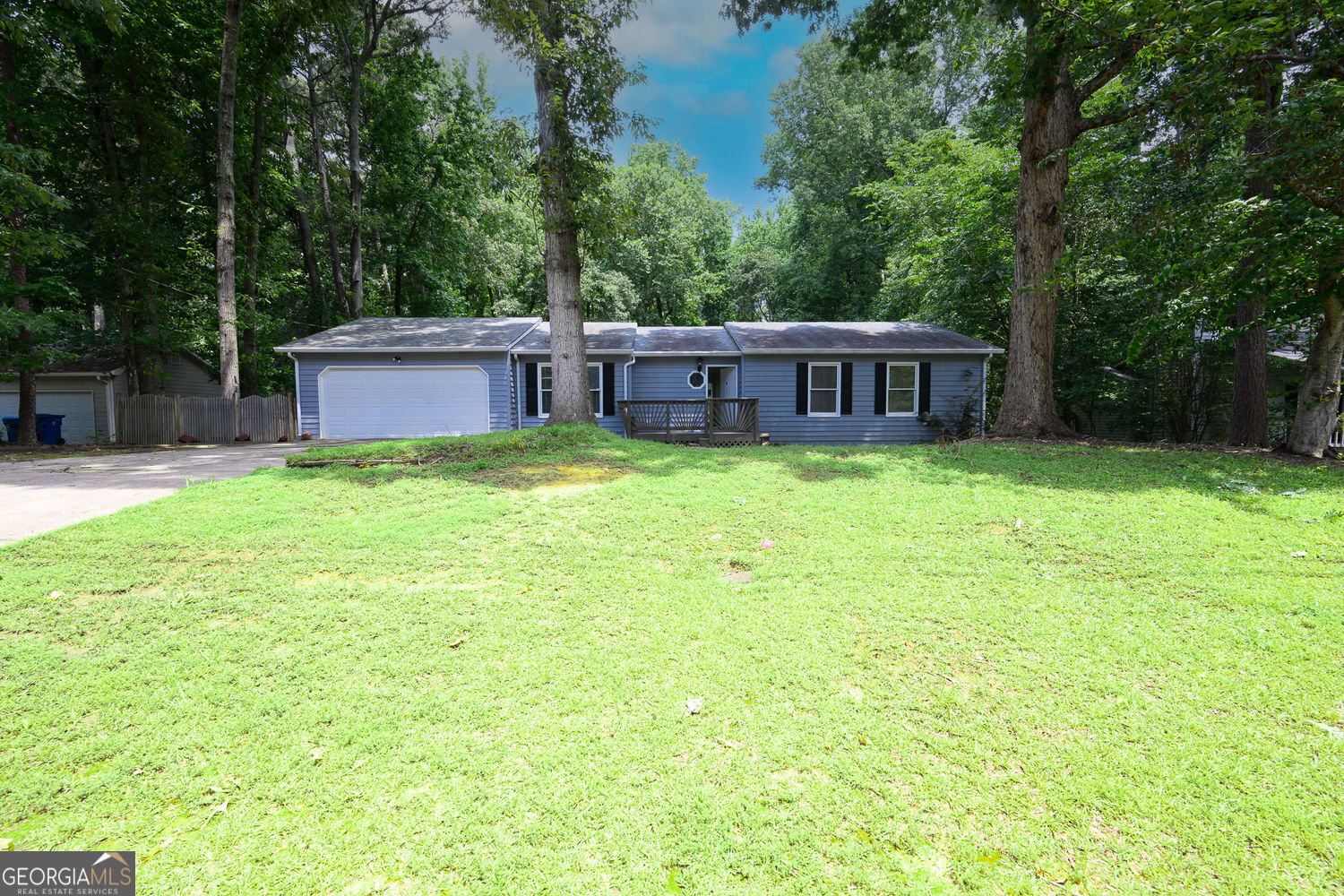 2100 Whitebluff Way Ne Property Photo 2