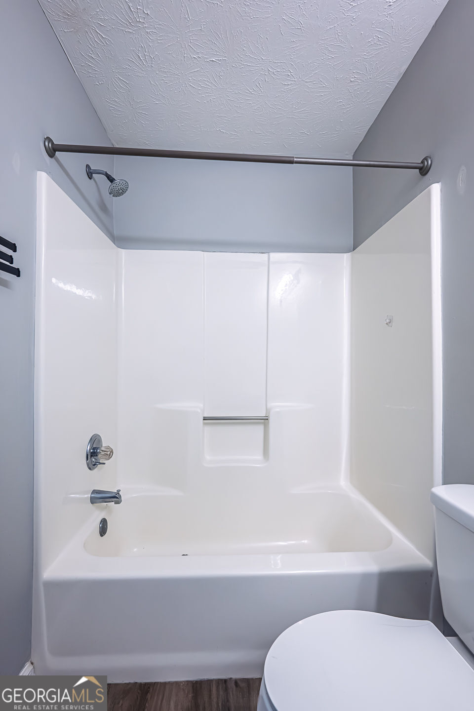2100 Whitebluff Way Ne Property Photo 14