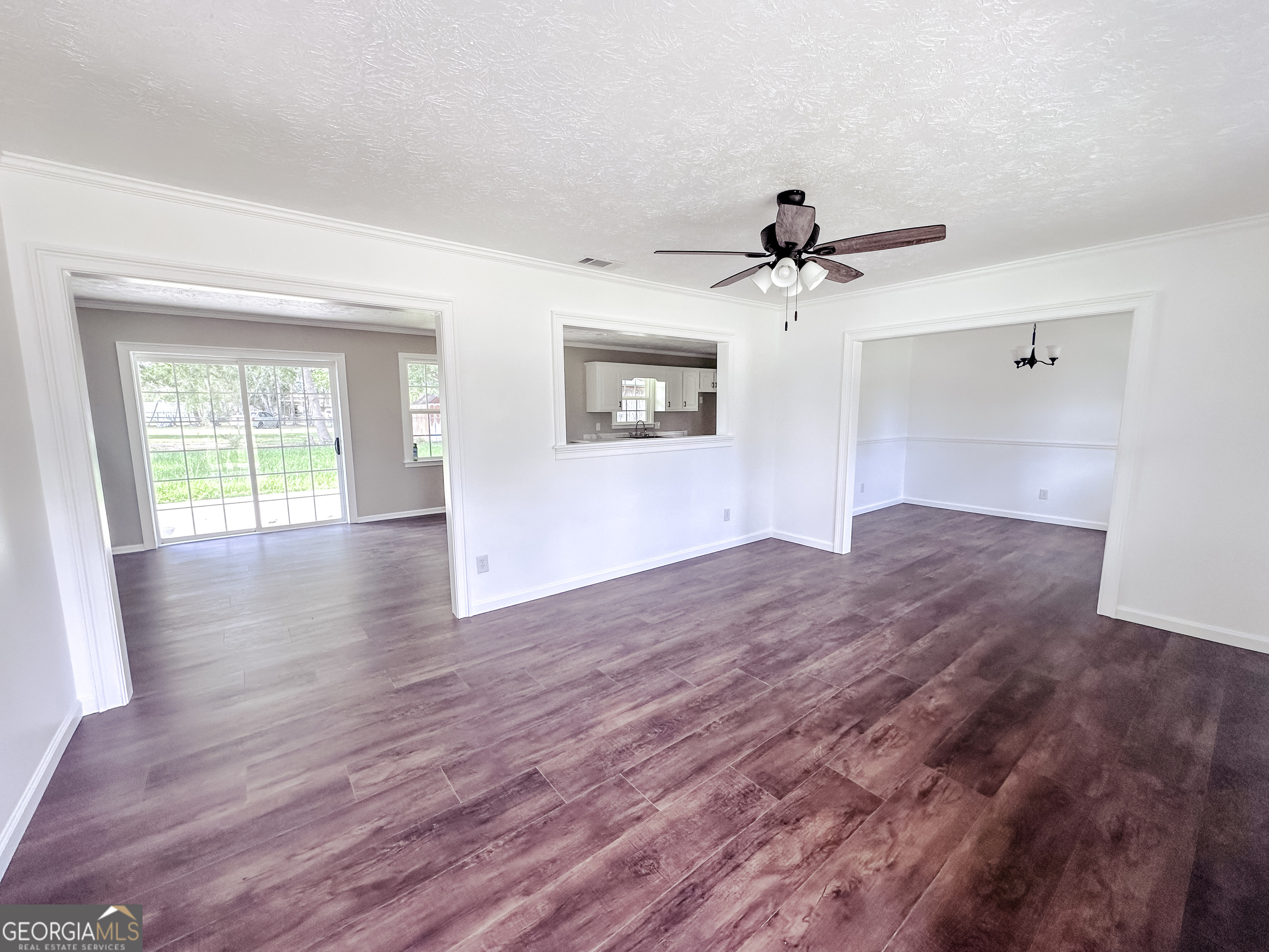 1700 N Maple Drive Property Photo 3