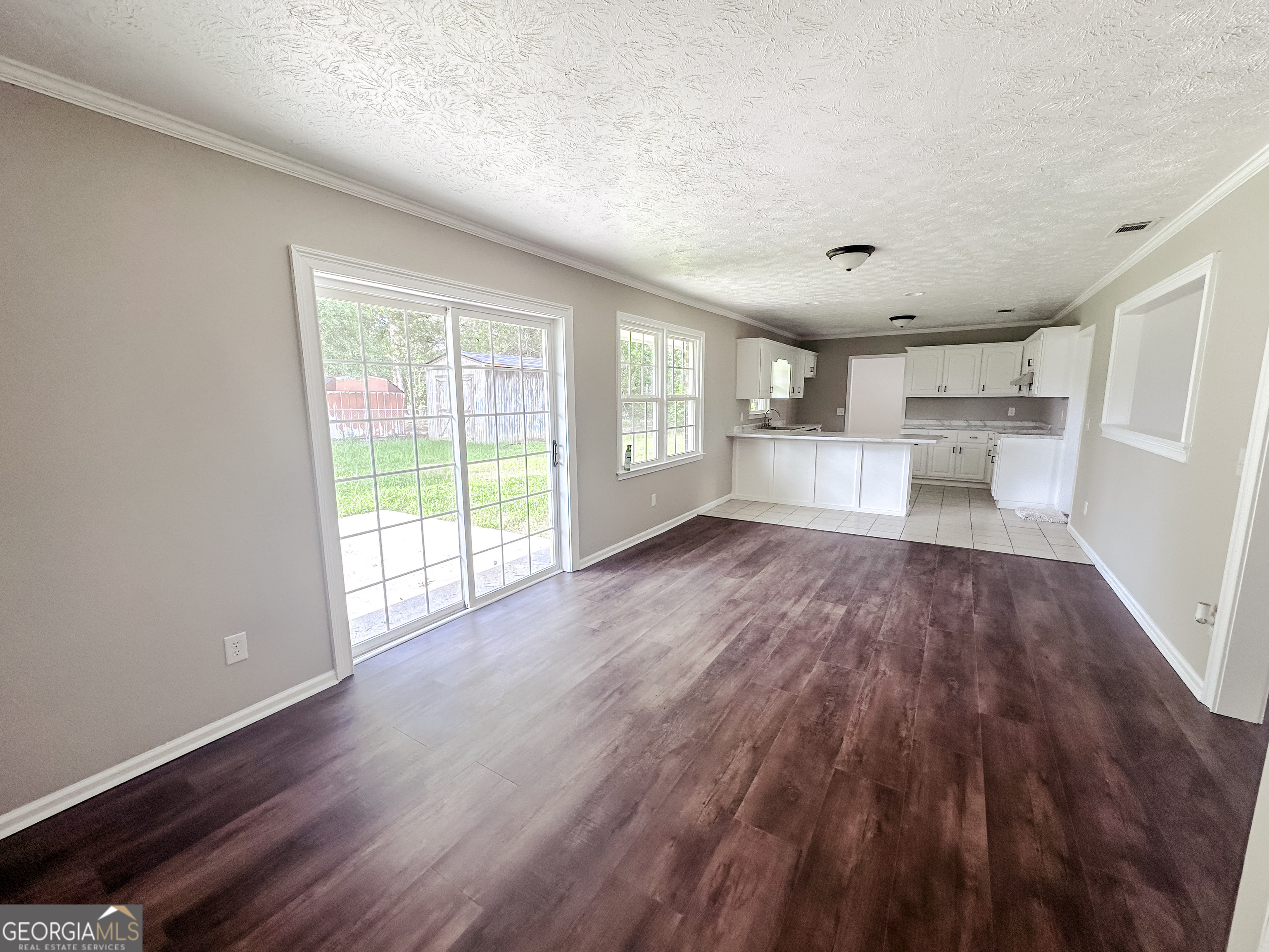 1700 N Maple Drive Property Photo 6