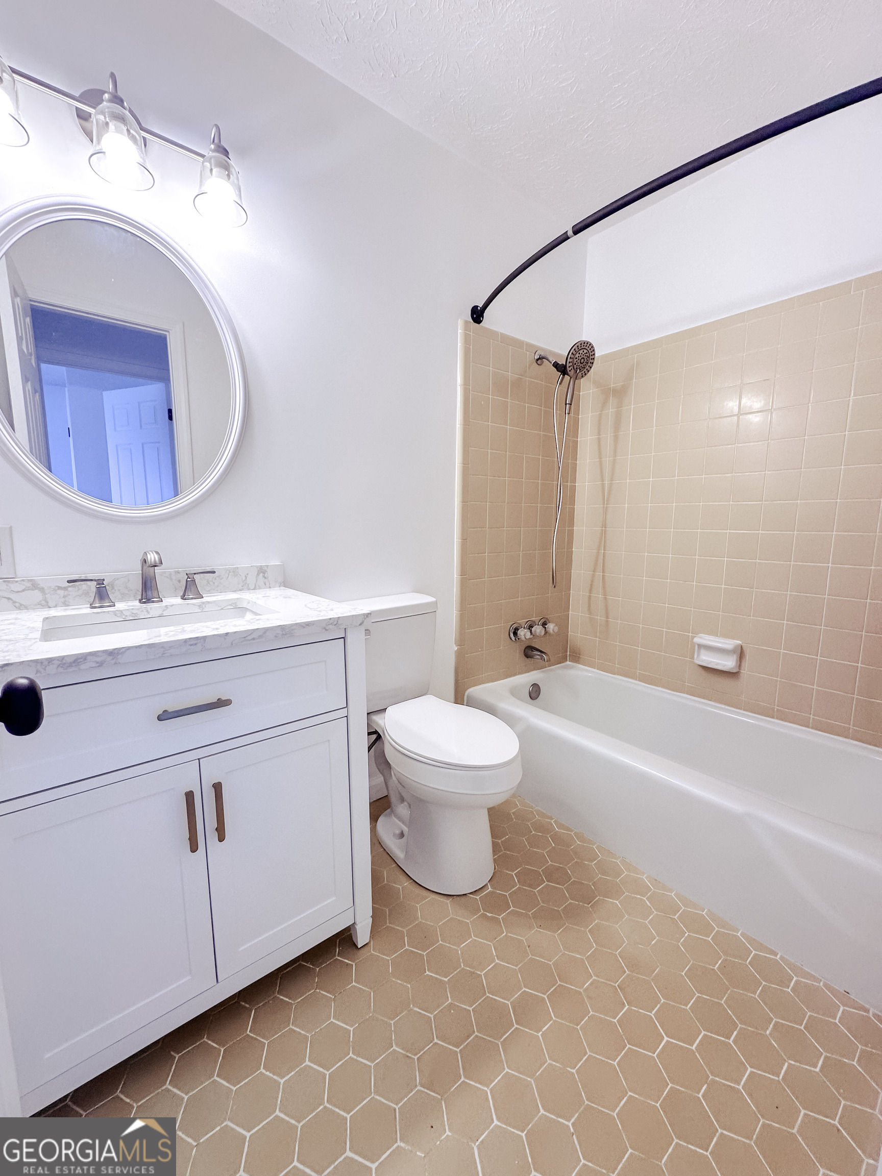 1700 N Maple Drive Property Photo 14