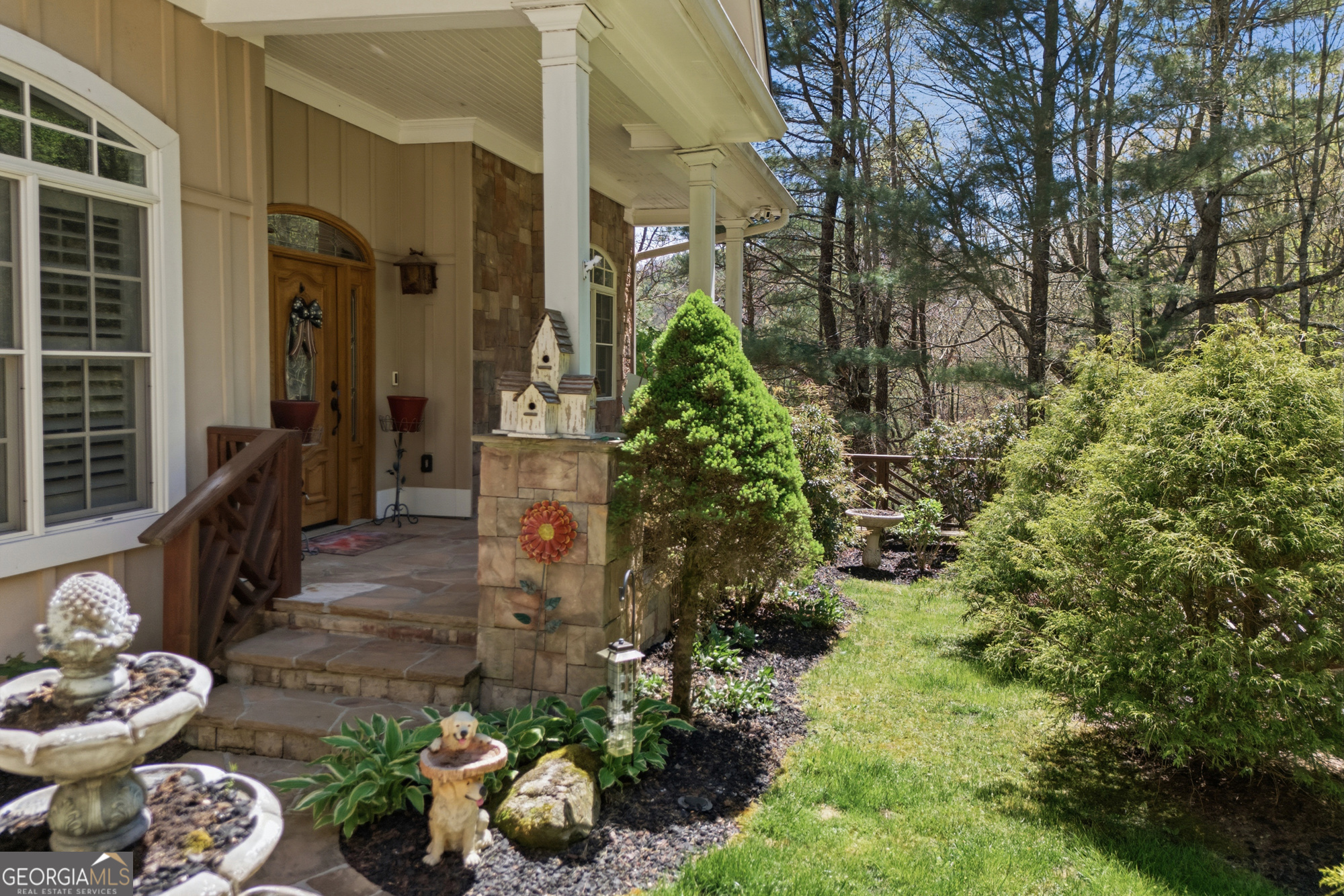 275 E Sugarbush Drive Property Photo 14