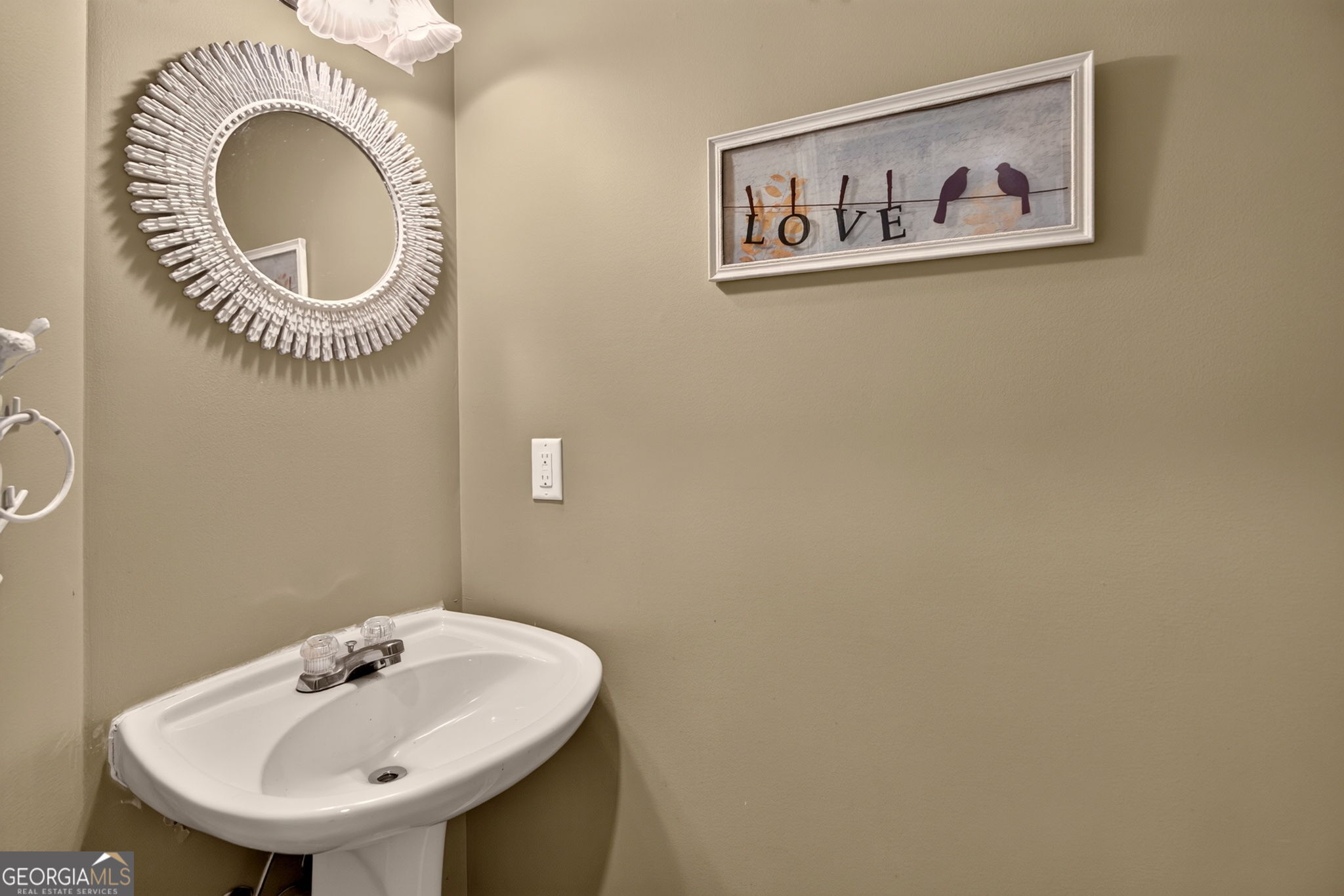 183 Venture Path Property Photo 7