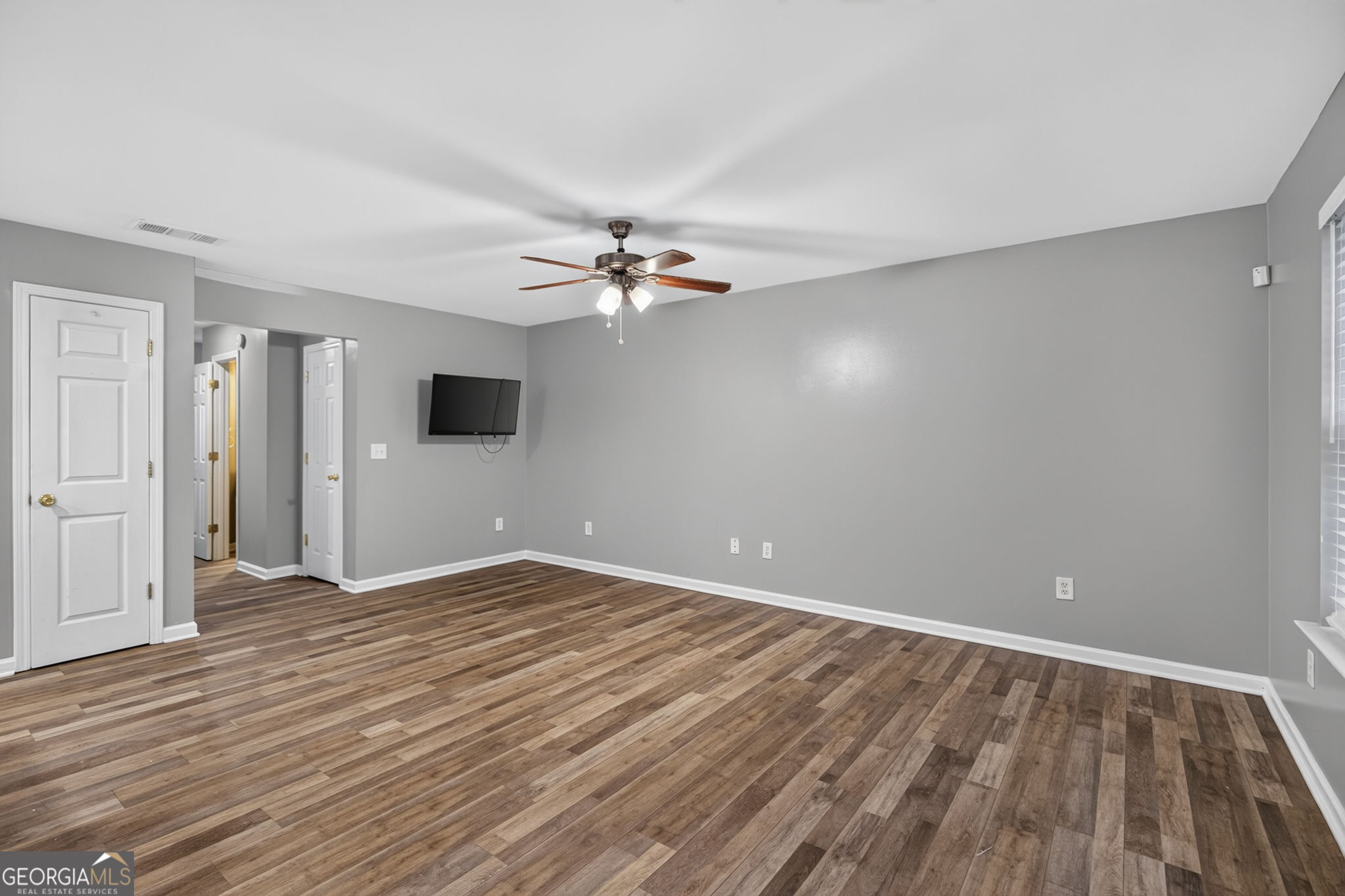 183 Venture Path Property Photo 9