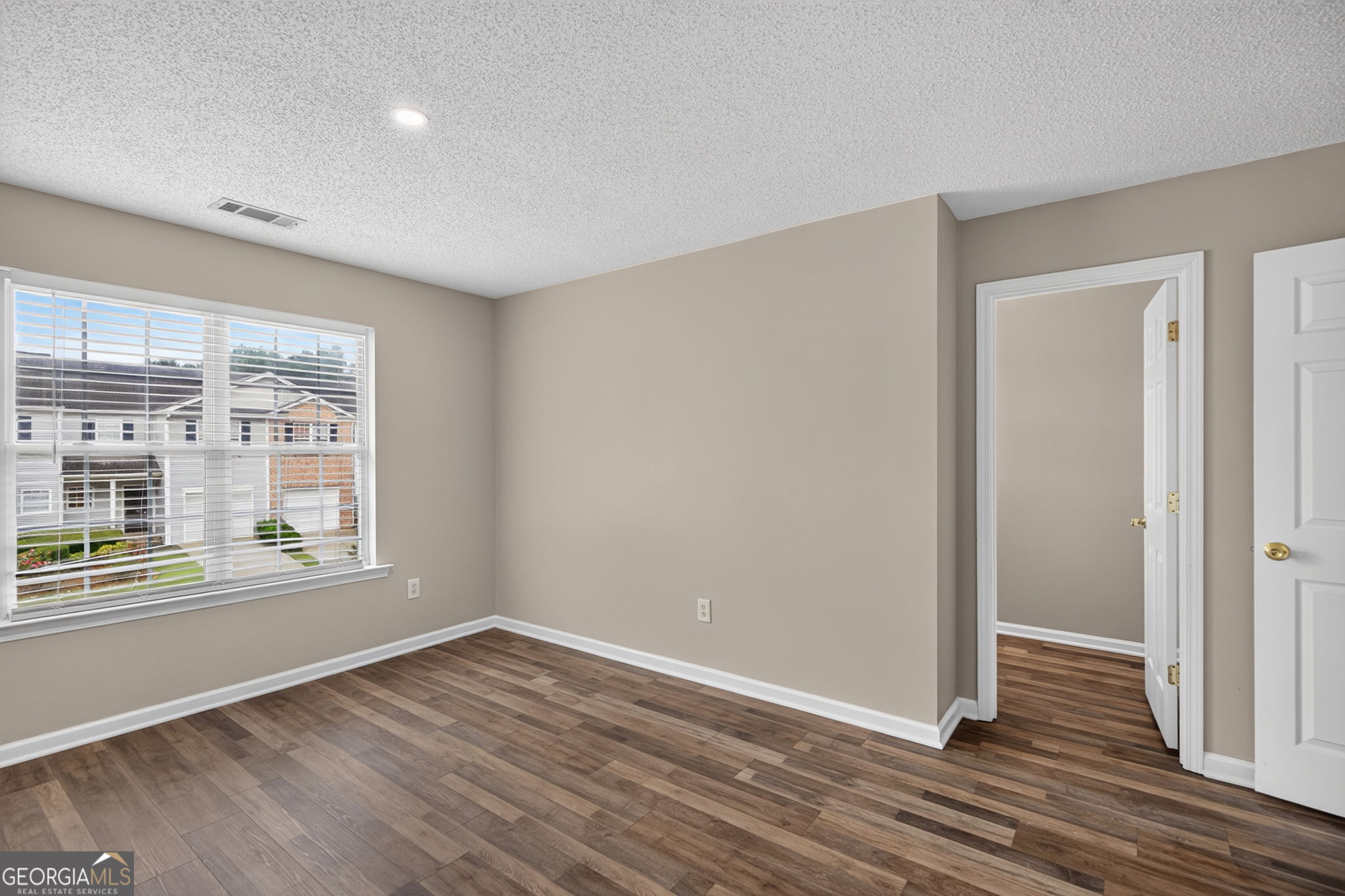 183 Venture Path Property Photo 24