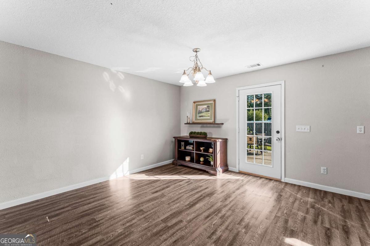 424 Flint Drive Property Photo 11