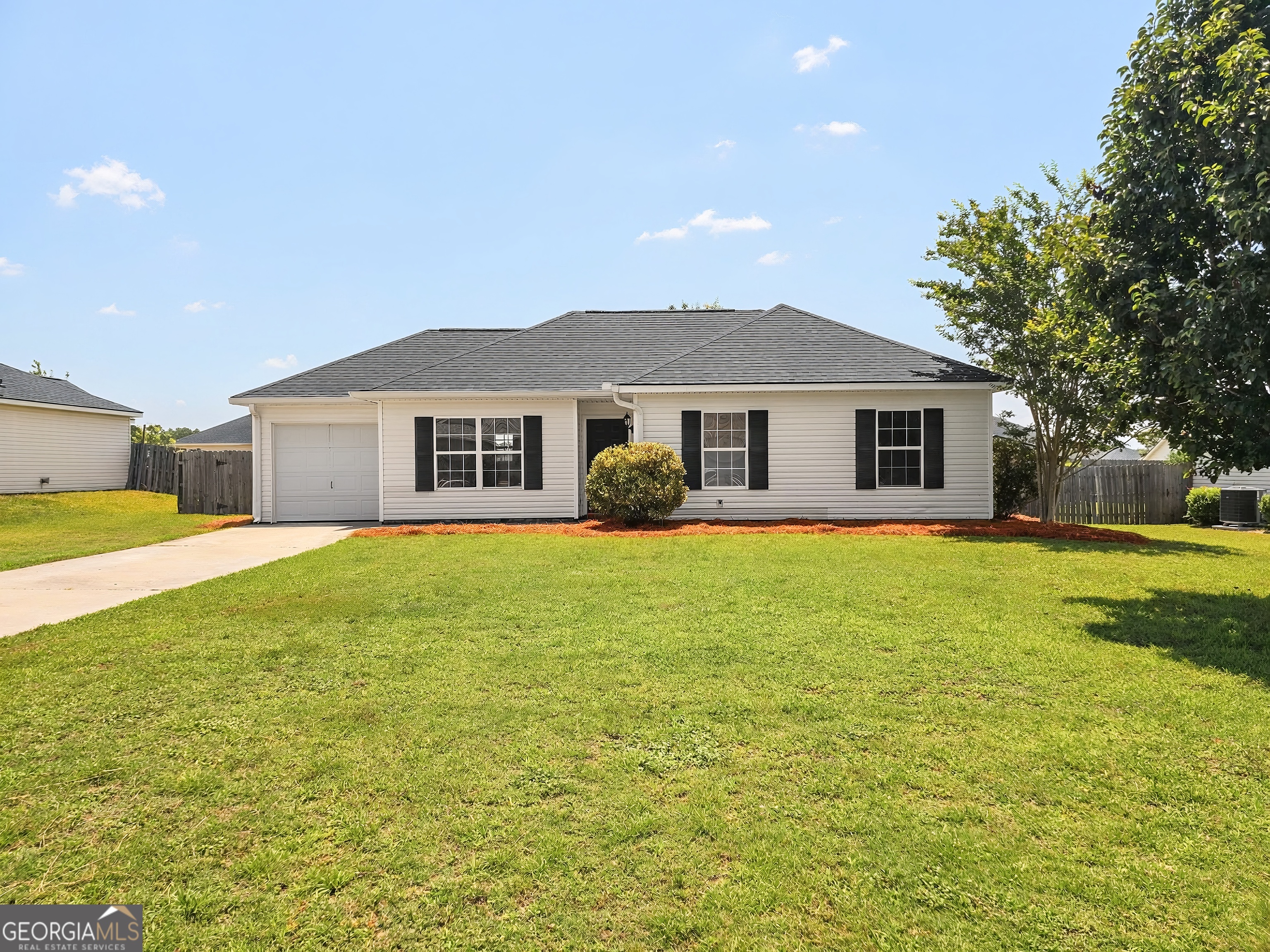 9012 Whispering Pines Boulevard Property Photo 2