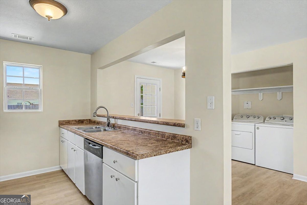 9012 Whispering Pines Boulevard Property Photo 12