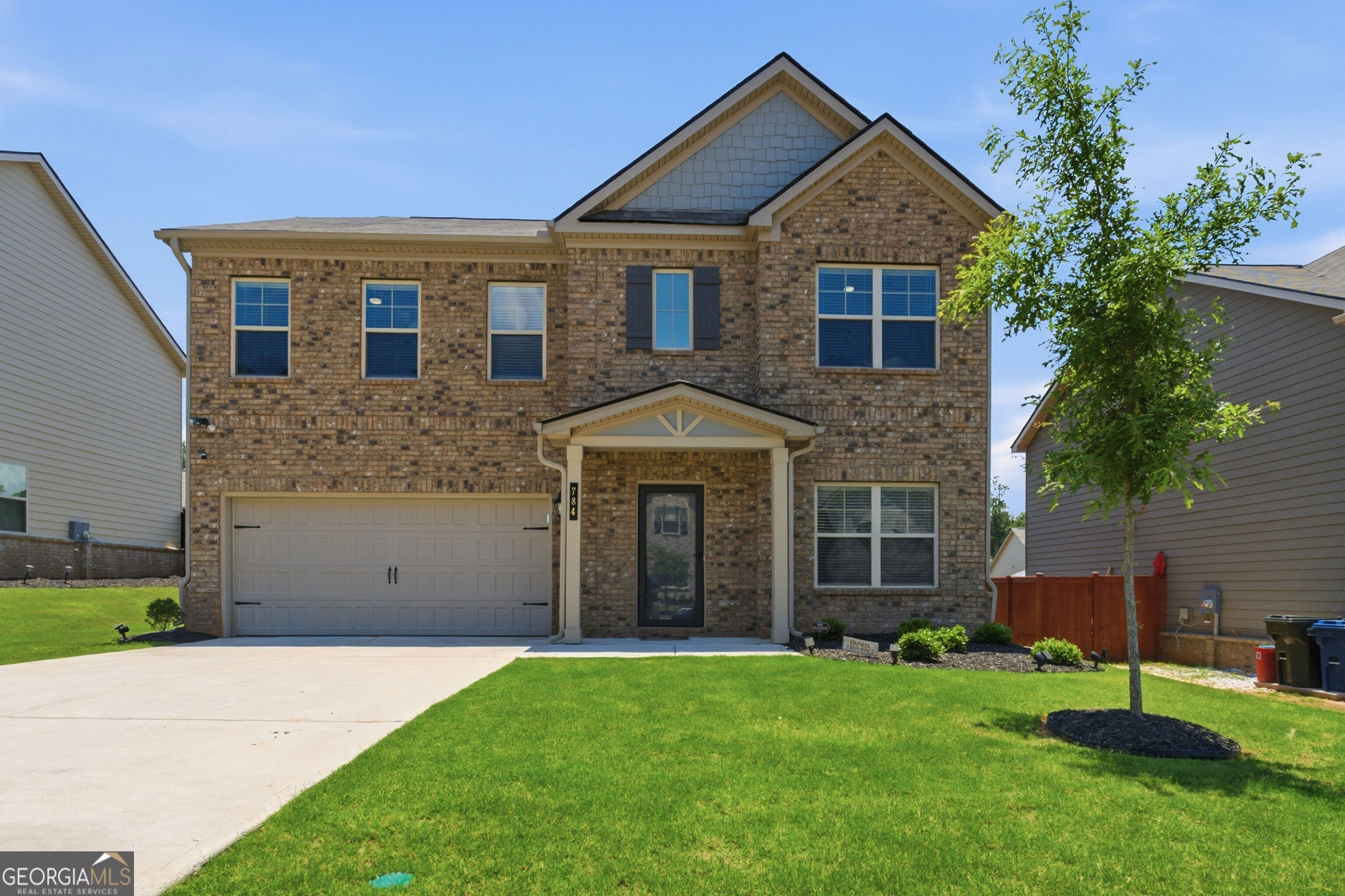 784 Lakehaven Lane