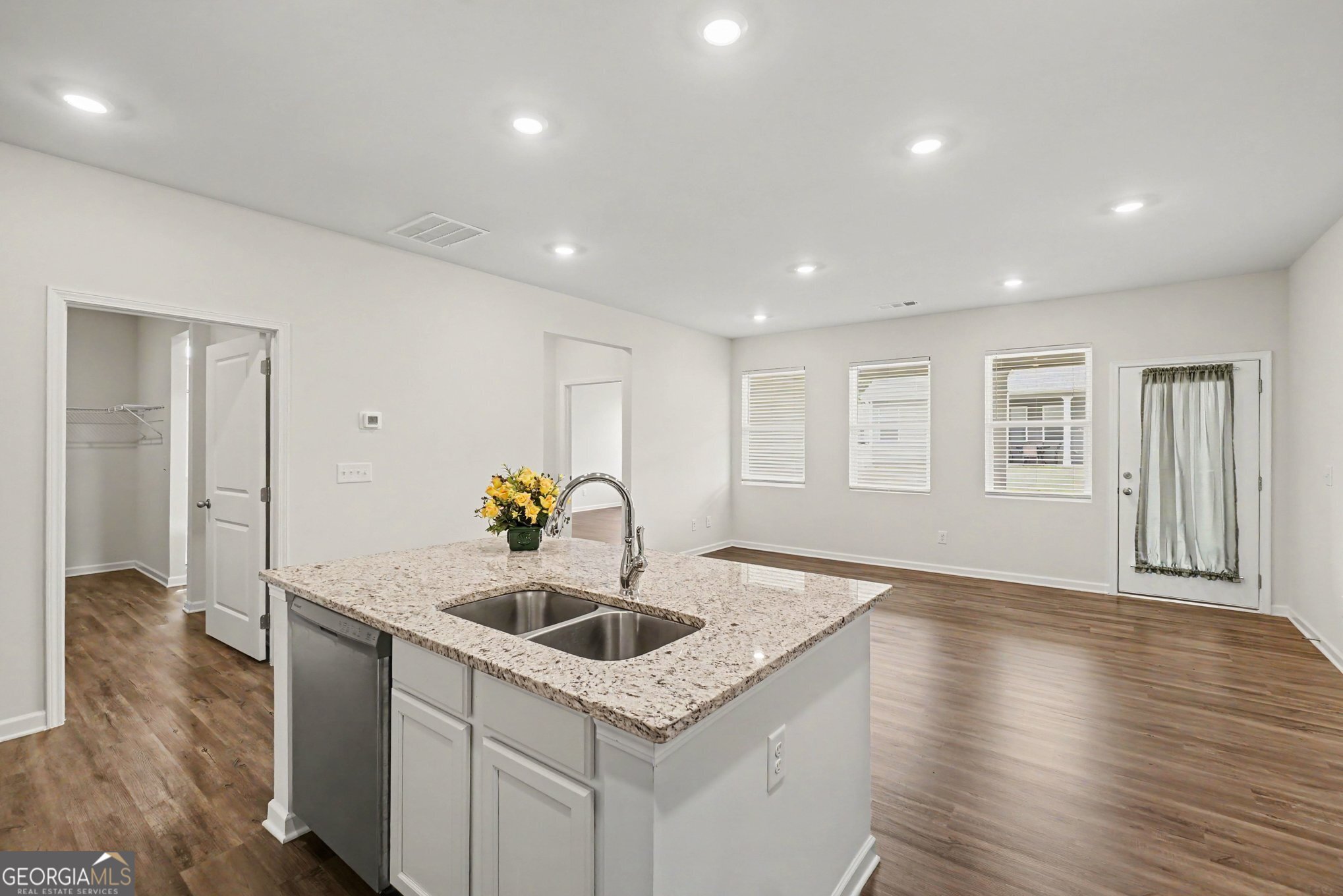 7 Rosebud Lane Property Photo 10