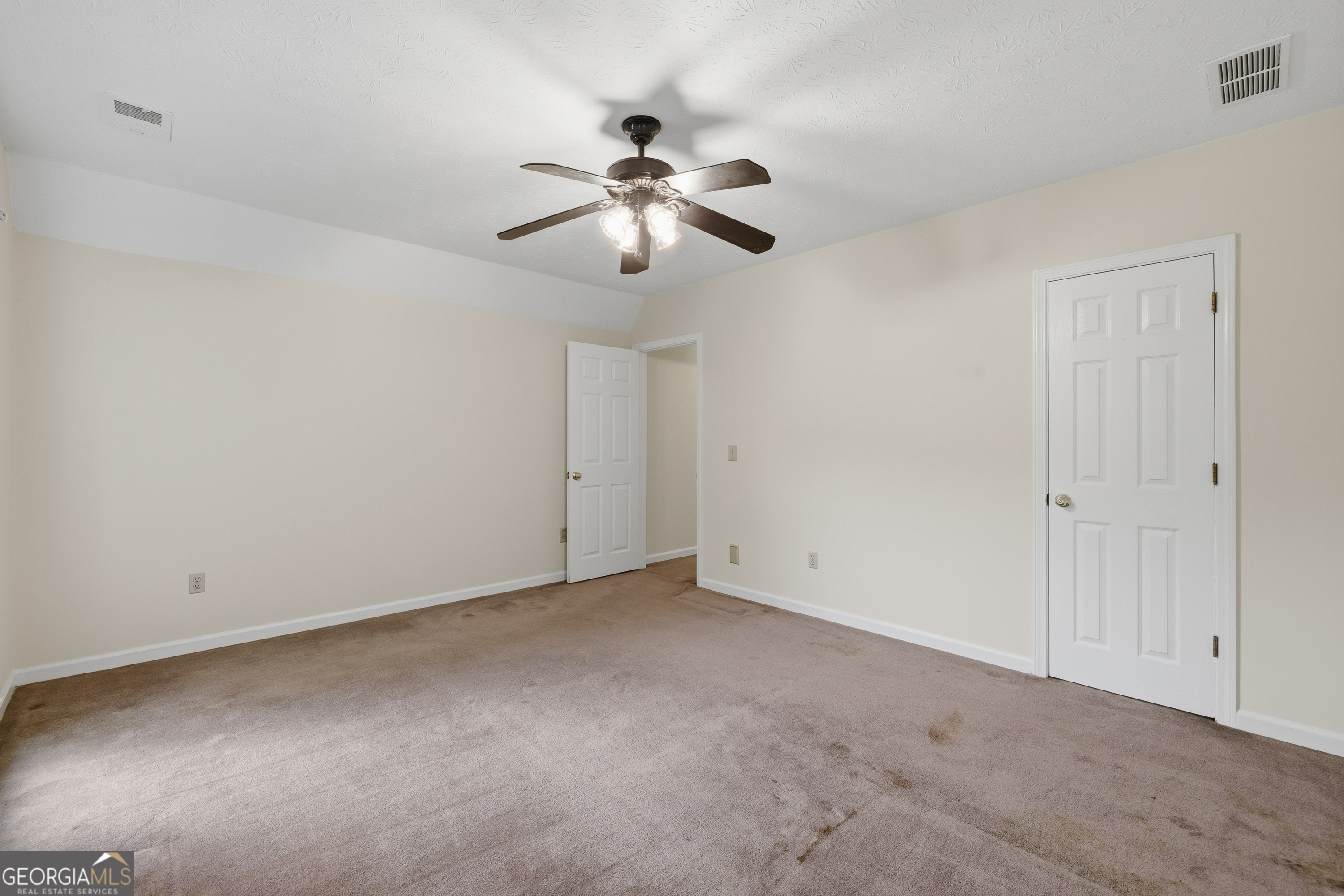 3190 Hampton Ridge Way Property Photo 46