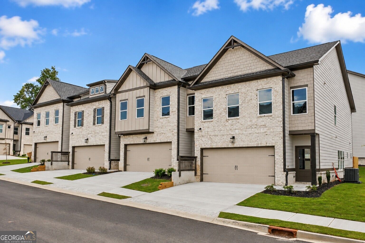 4305 Fern River Bend # 22 Property Photo 1