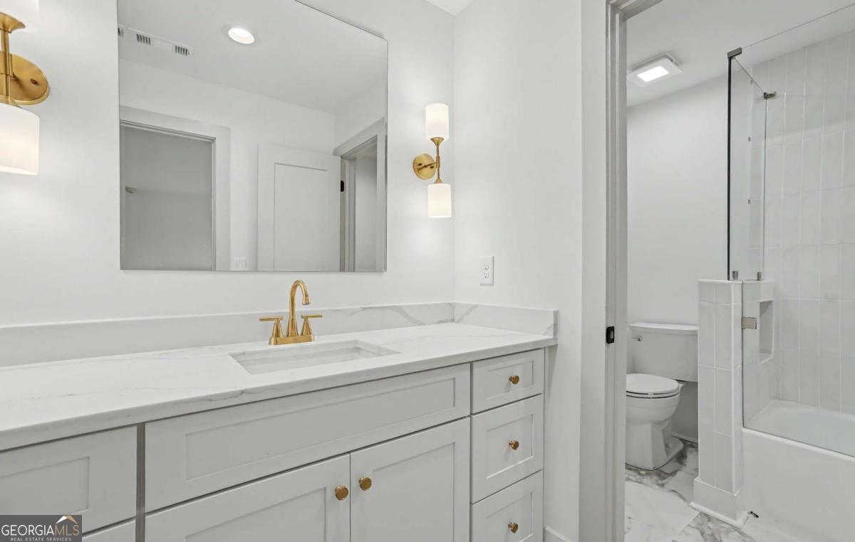 6043 Bluewater Boulevard Property Photo 33