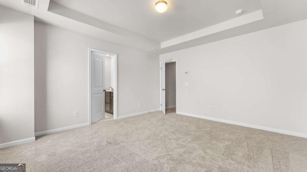 825 Oakmont Trace Property Photo 7