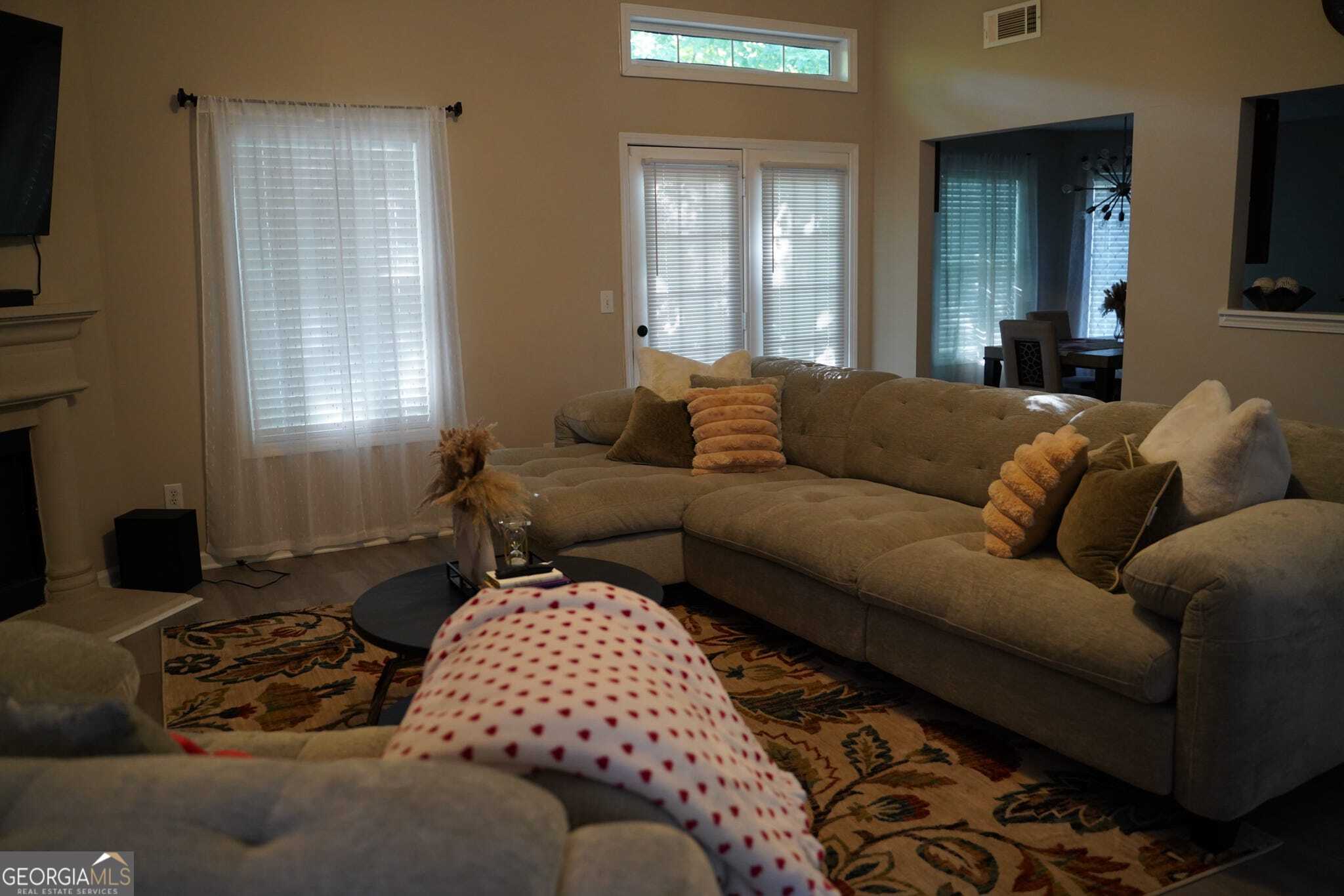 3788 Walnut Creek Way Property Photo 4