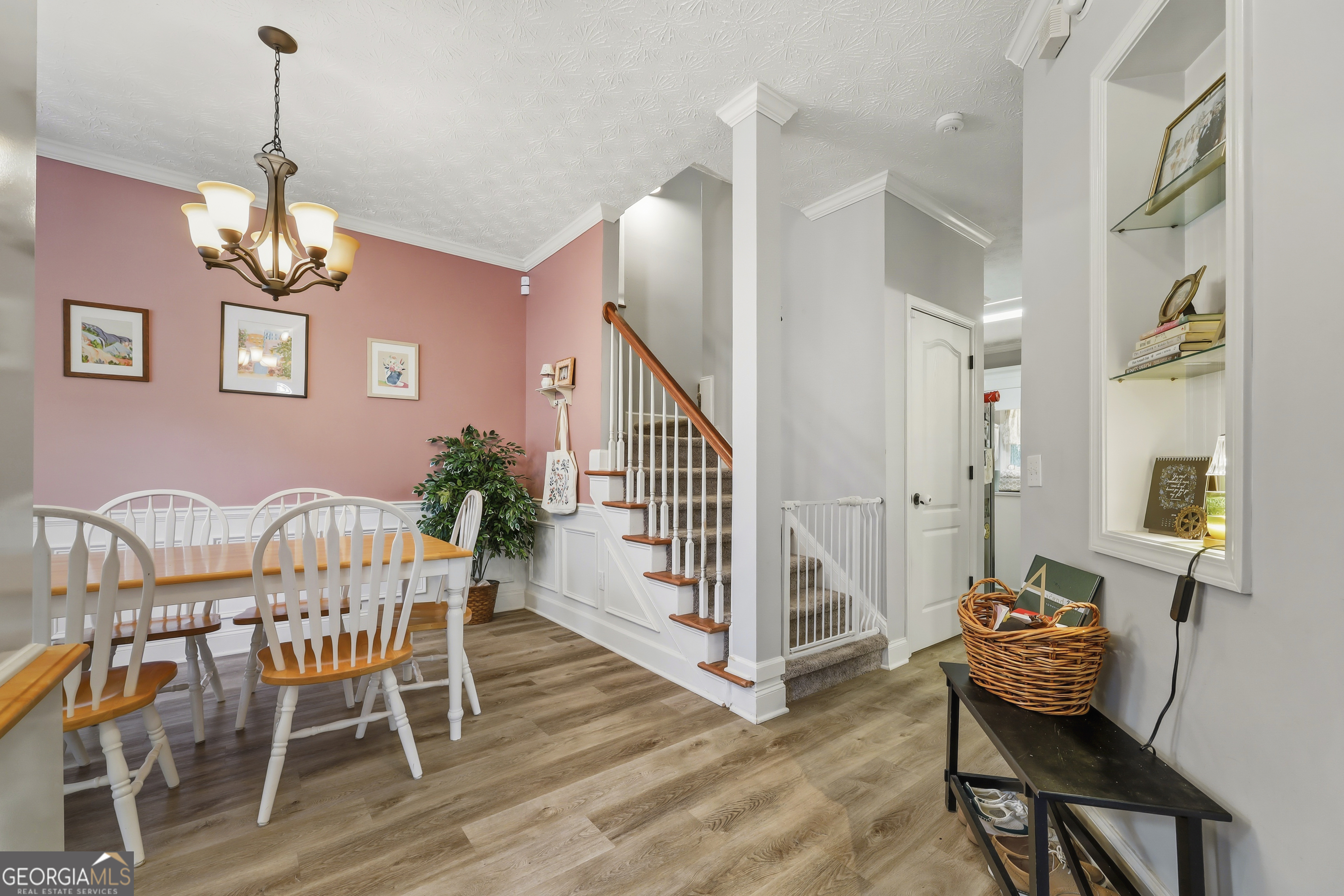 1607 White Oak Drive Property Photo 8