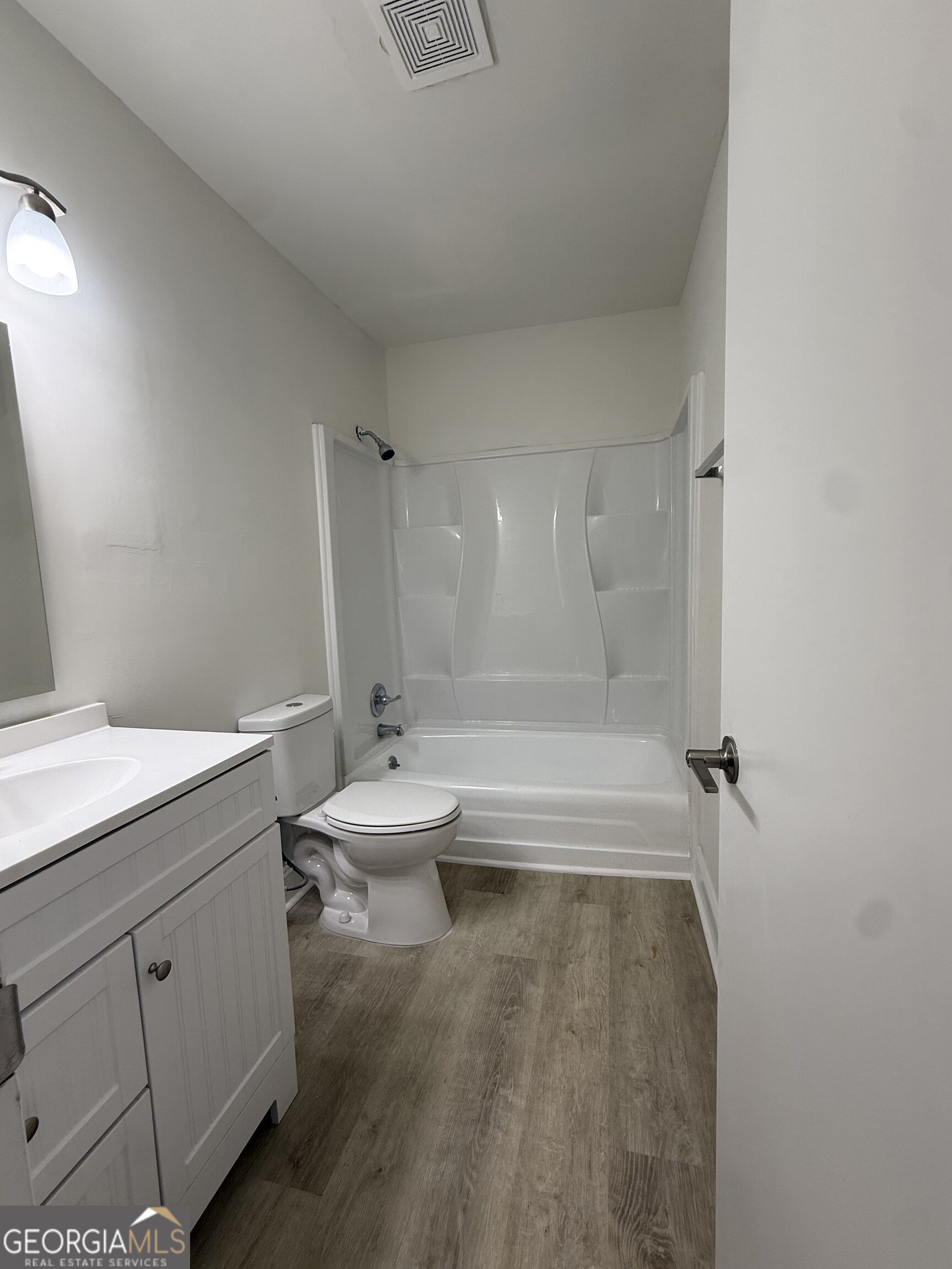 1161 Boulevard Property Photo 16