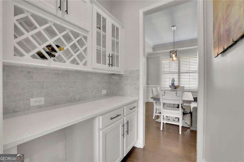 1145 Waters Way Property Photo 10