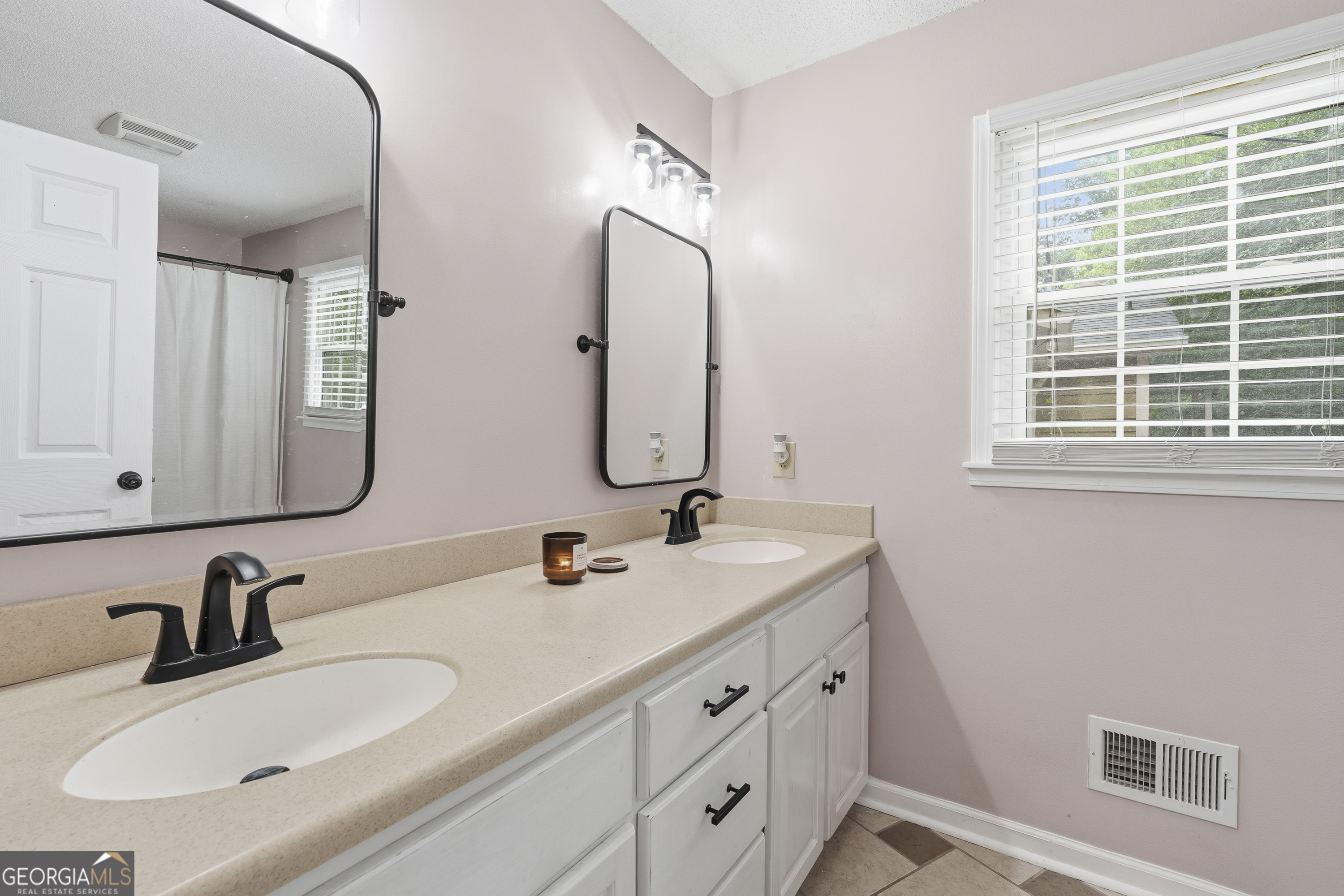668 Summerwind Drive Property Photo 42