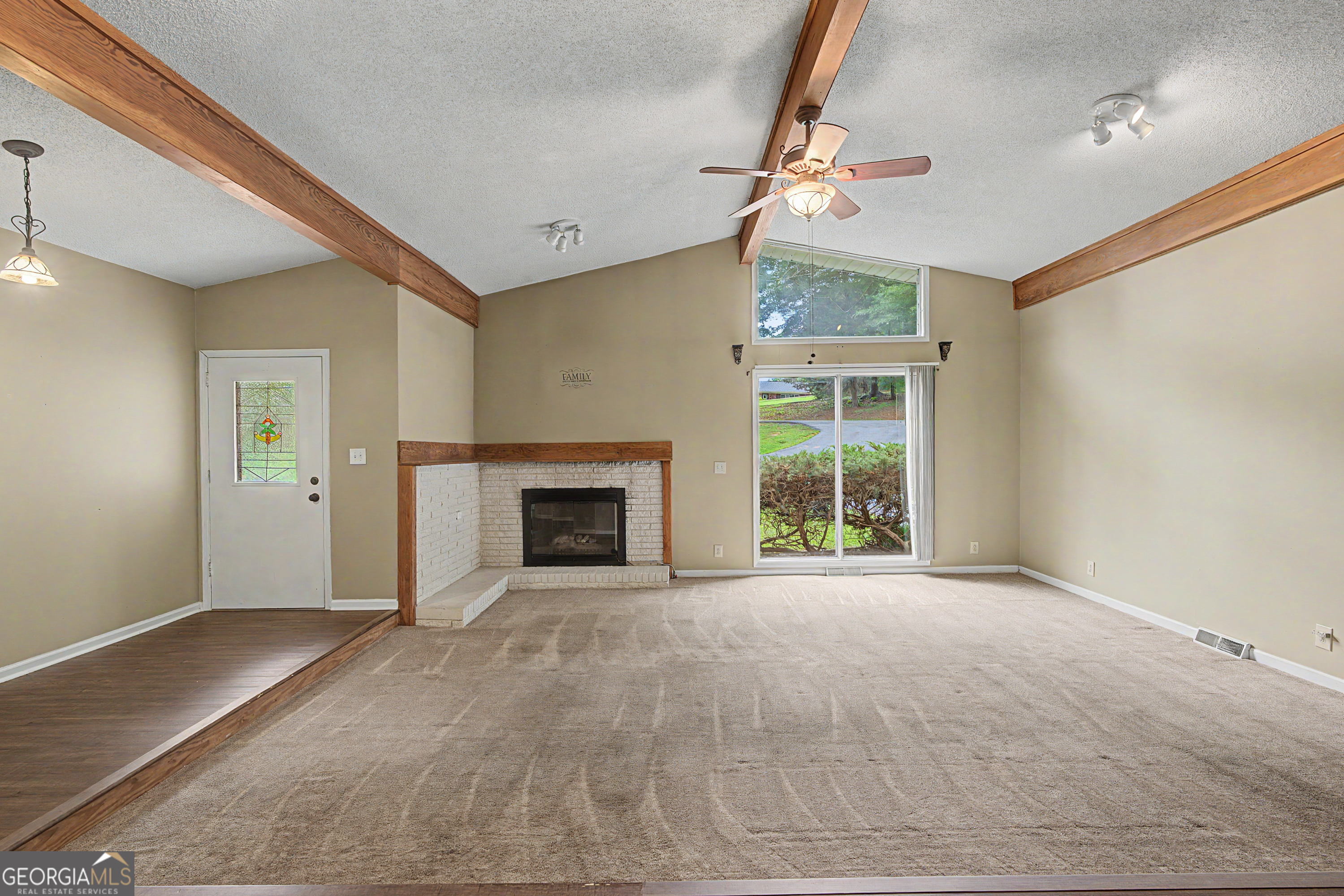 6 Virginia Circle Property Photo 11