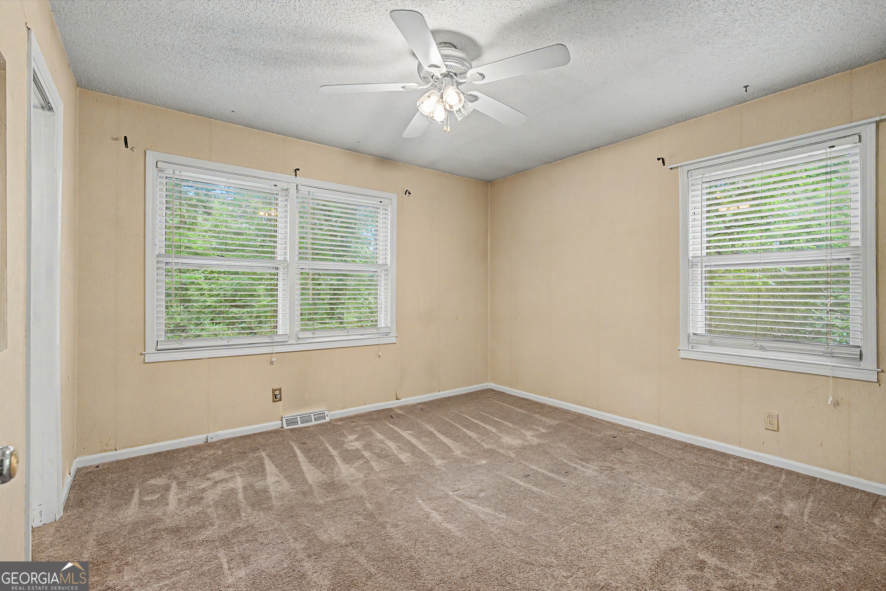 6 Virginia Circle Property Photo 28