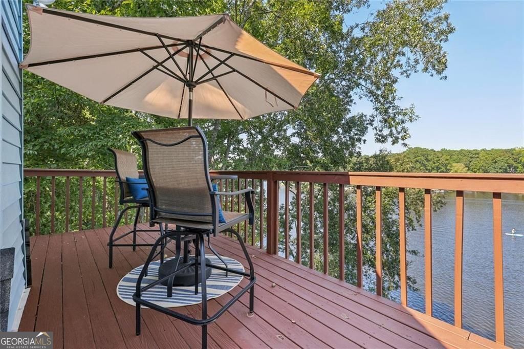 8470 Lake Drive Property Photo 24