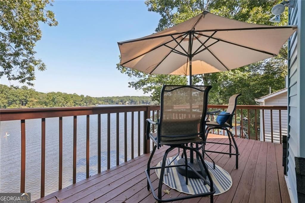 8470 Lake Drive Property Photo 25