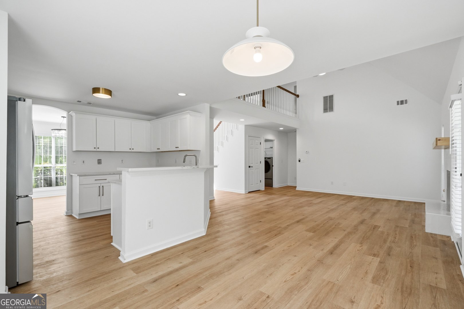 685 Washington Drive Property Photo 7