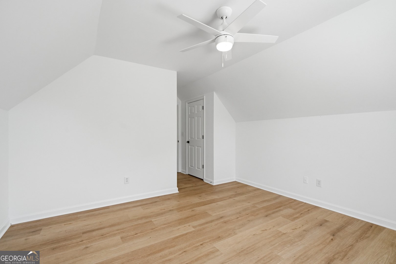 685 Washington Drive Property Photo 18