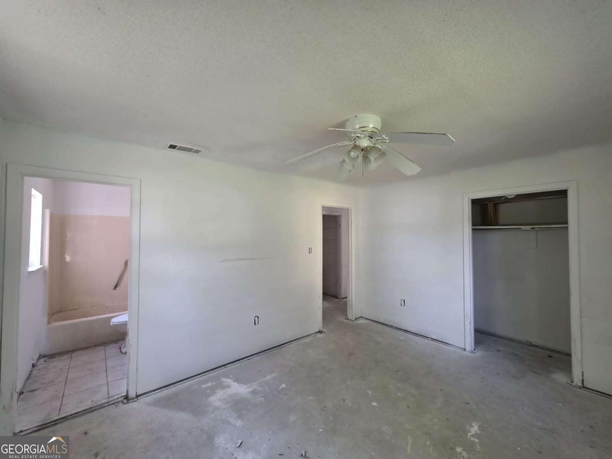 4407 Liberty Parkway Property Photo 17